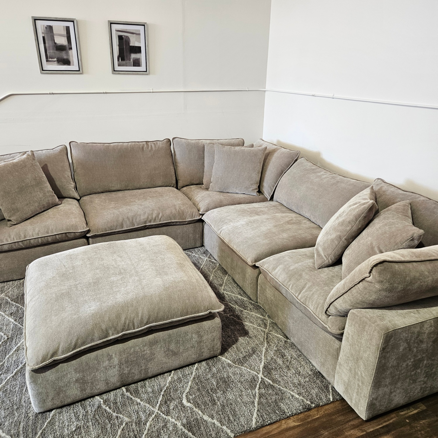 New Sereen Cloud Sectional - FREE DELIVERY image | Ivy Store