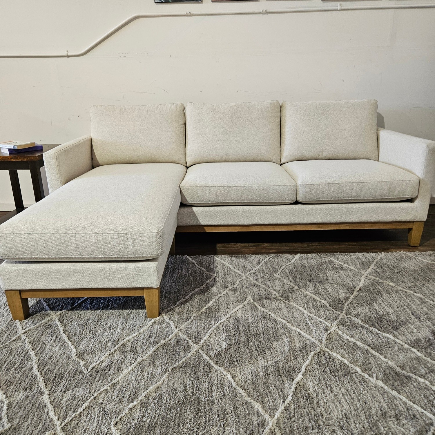 Creme Reversible Chaise Sofa - Free delivery Image #2 | Ivy Store