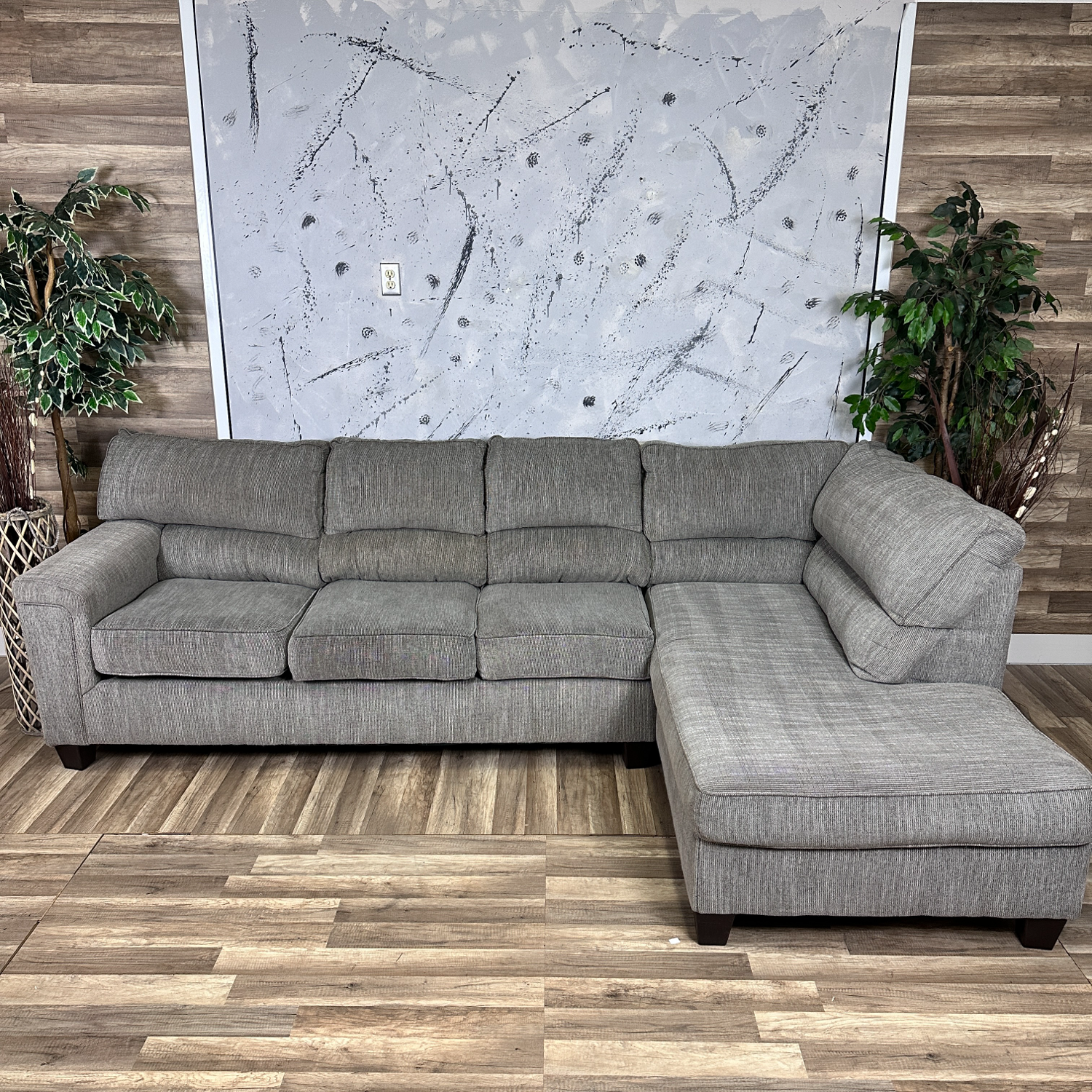 I Deliver - Grey 2-Piece Sectional Couch  Image #1 | Ivy Store