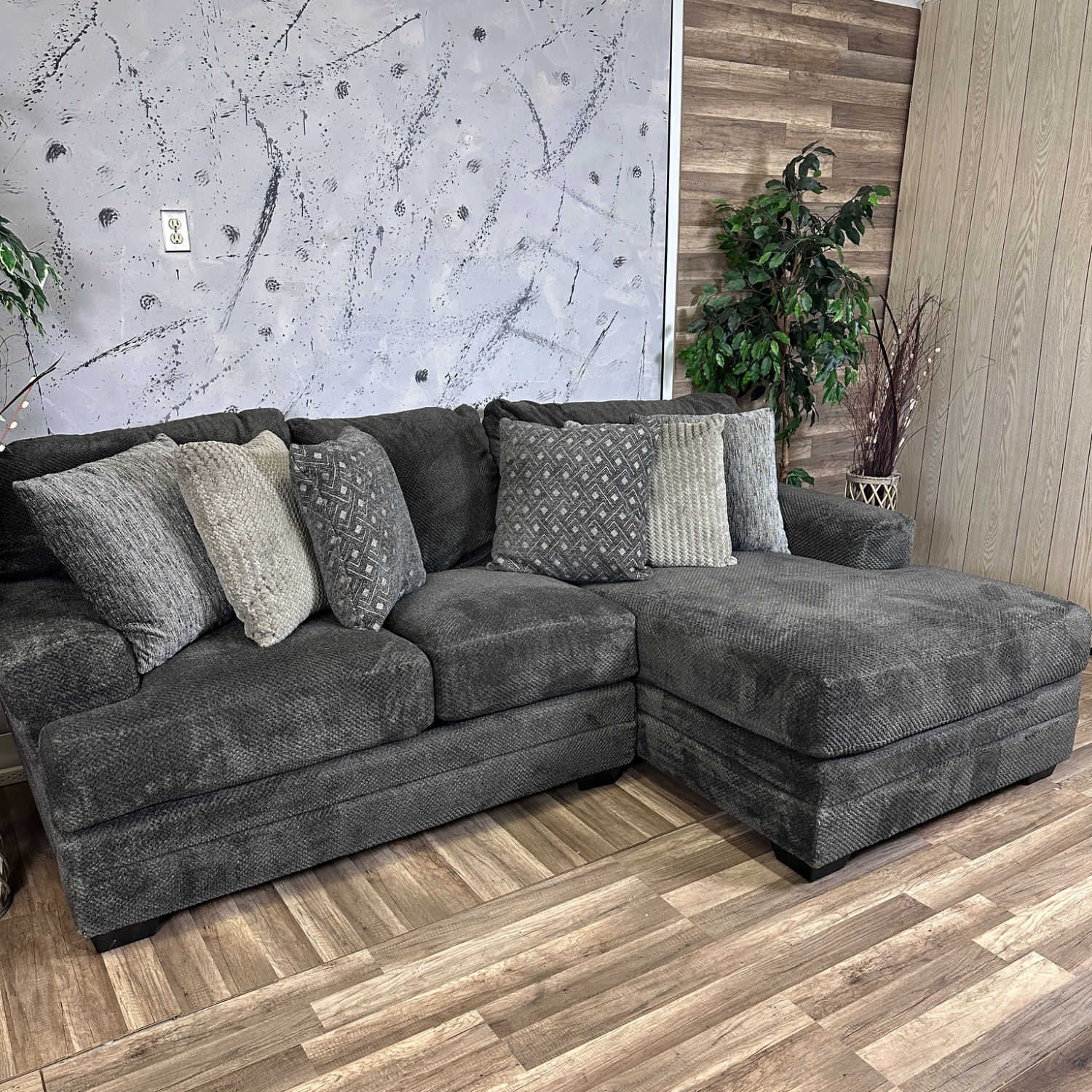 I Deliver - Comfy Grey 2-Piece Sectional Couch  Image #2 | Ivy Store