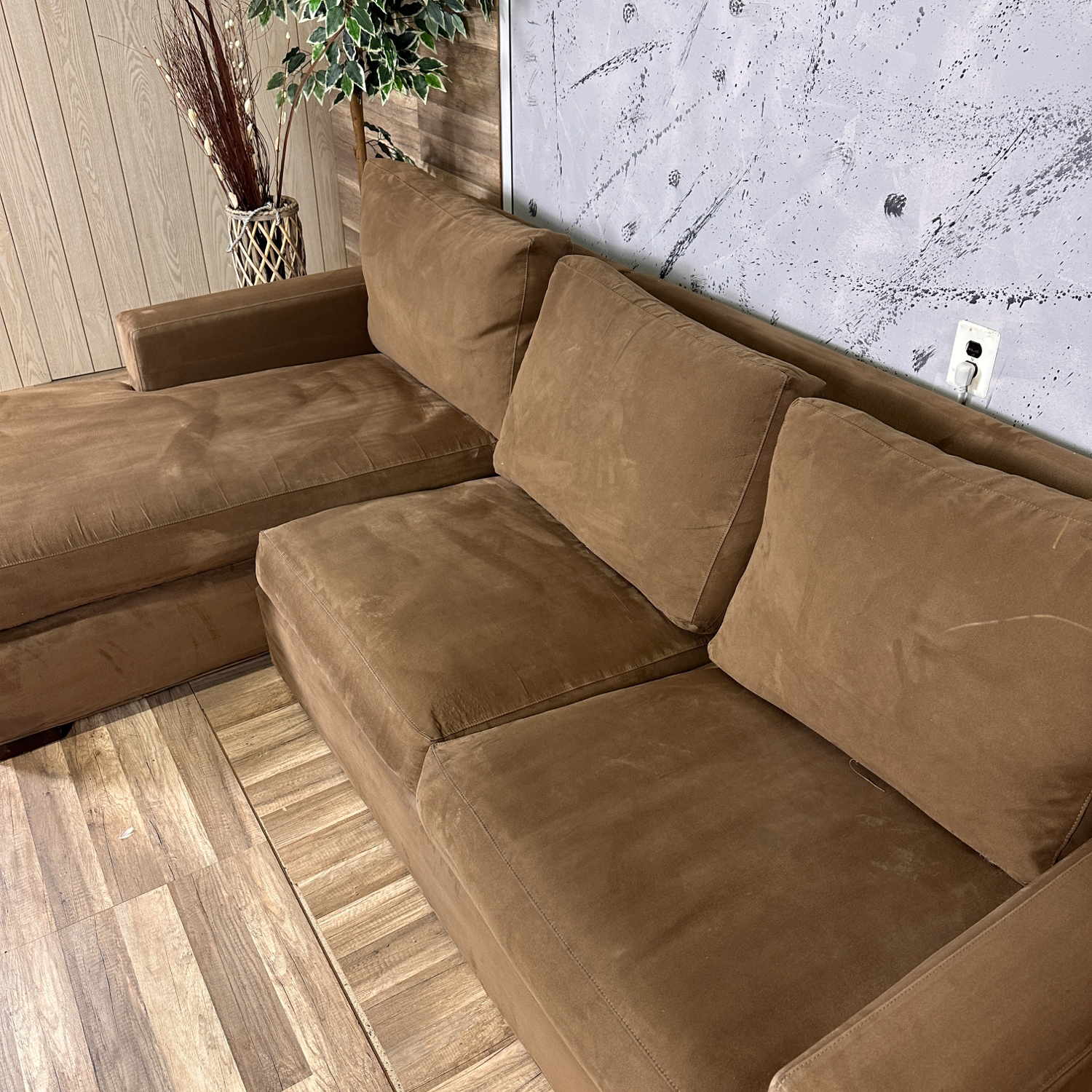 Crate & Barrel - Brown "Axis" Sectional Couch W/ Pull Out Sleeper (retails for $4,000) image | Ivy Store