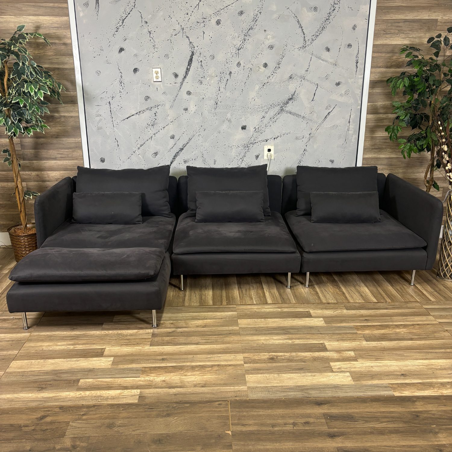 I Deliver - IKEA SODERHAM Sectional Couch  image | Ivy Store