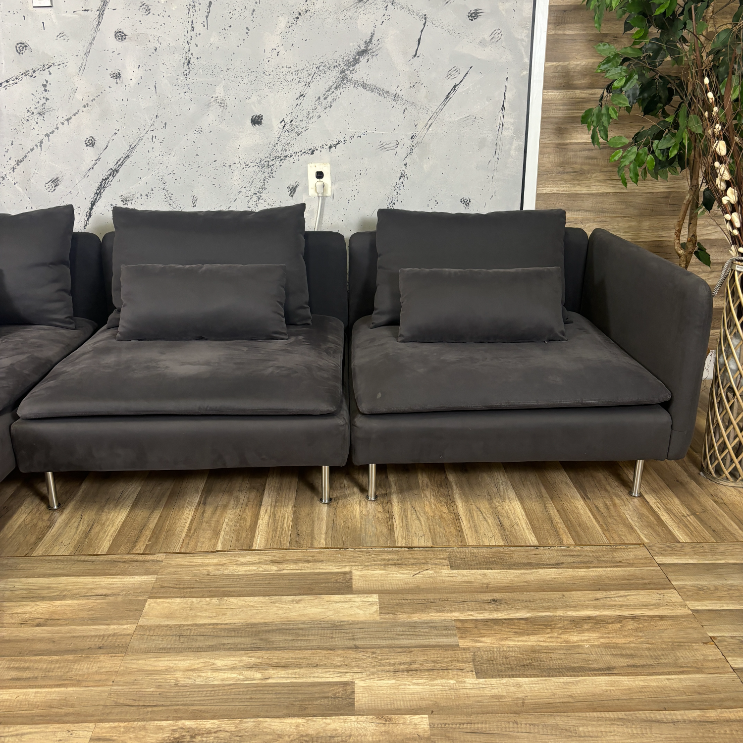 I Deliver - IKEA SODERHAM Sectional Couch  image | Ivy Store