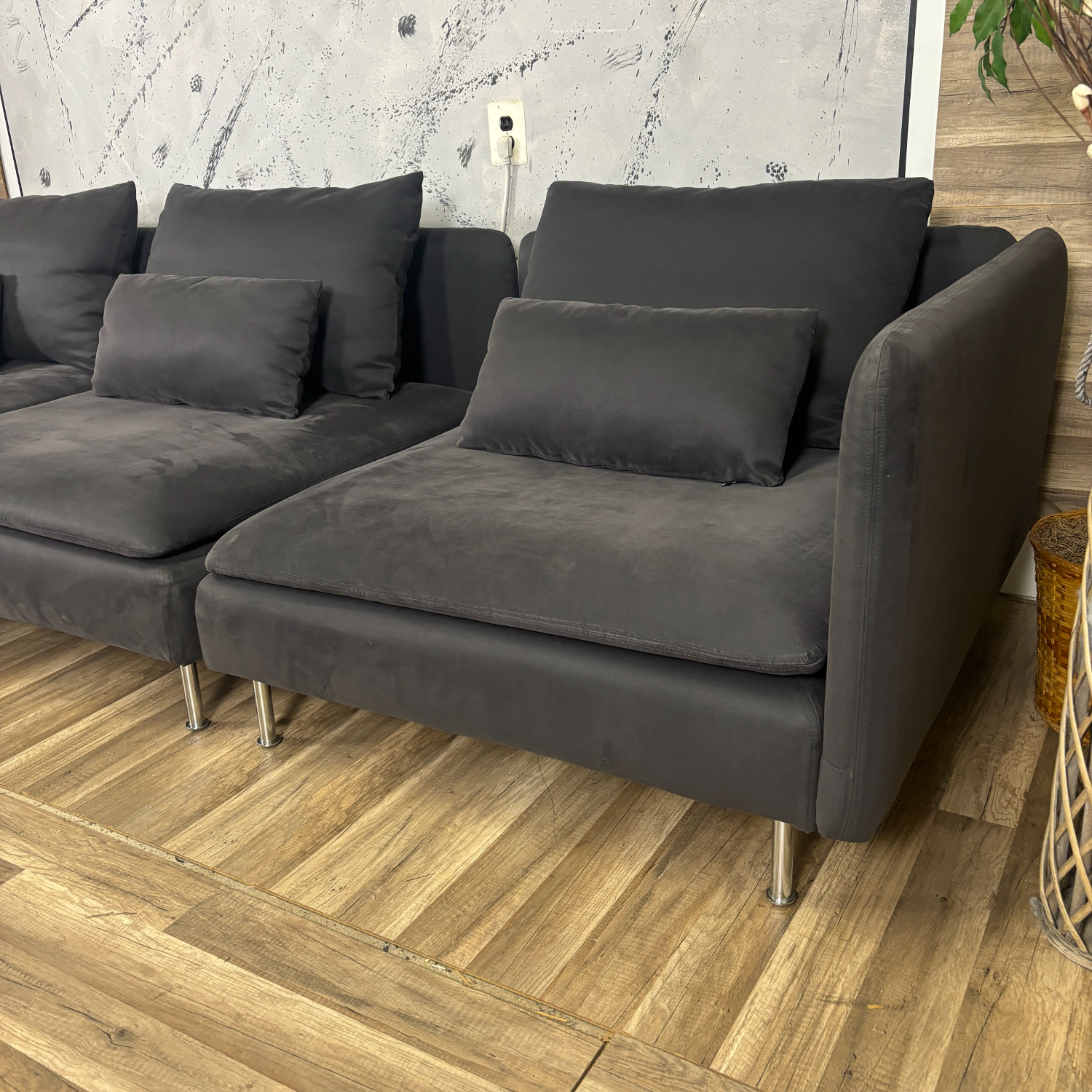 I Deliver - IKEA SODERHAM Sectional Couch  image | Ivy Store