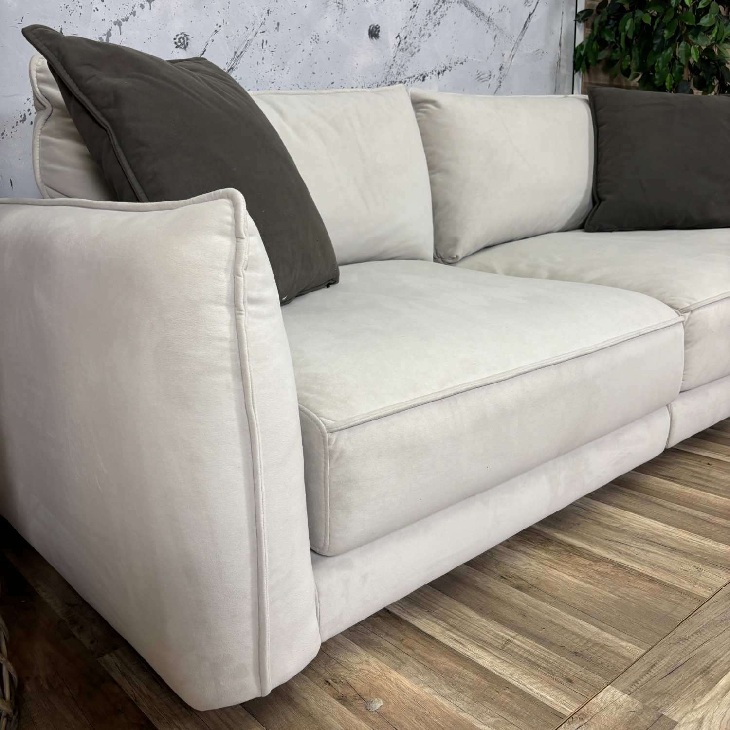 I Deliver -COMFY 2-Piece Bob's Furniture Sectional image | Ivy Store
