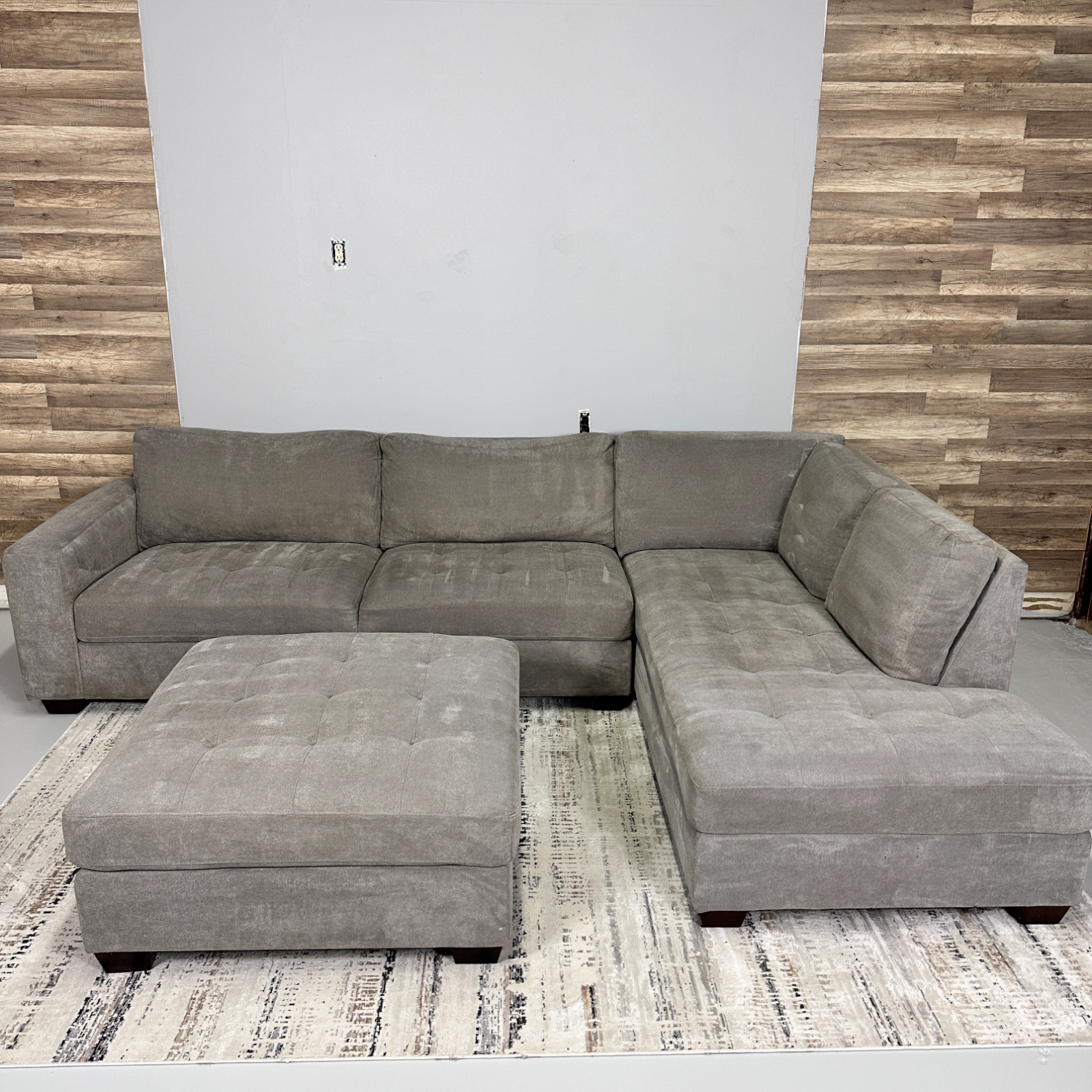 Free Delivery - Grey Sectional Couch With Ottoman image | Ivy Store