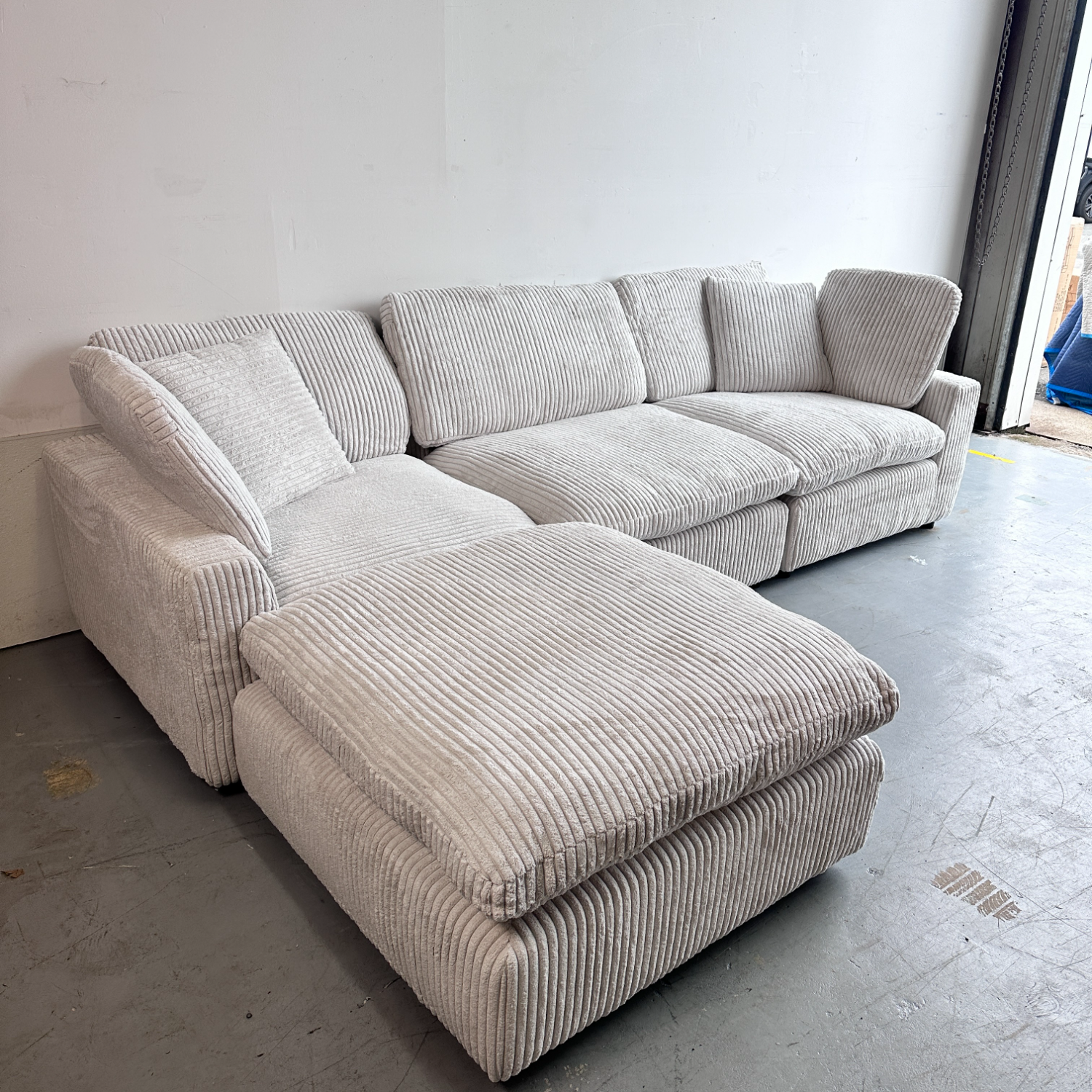 Free Delivery - Beige Modular Cloud Couch Sectional (Brand New) Image #1 | Ivy Store