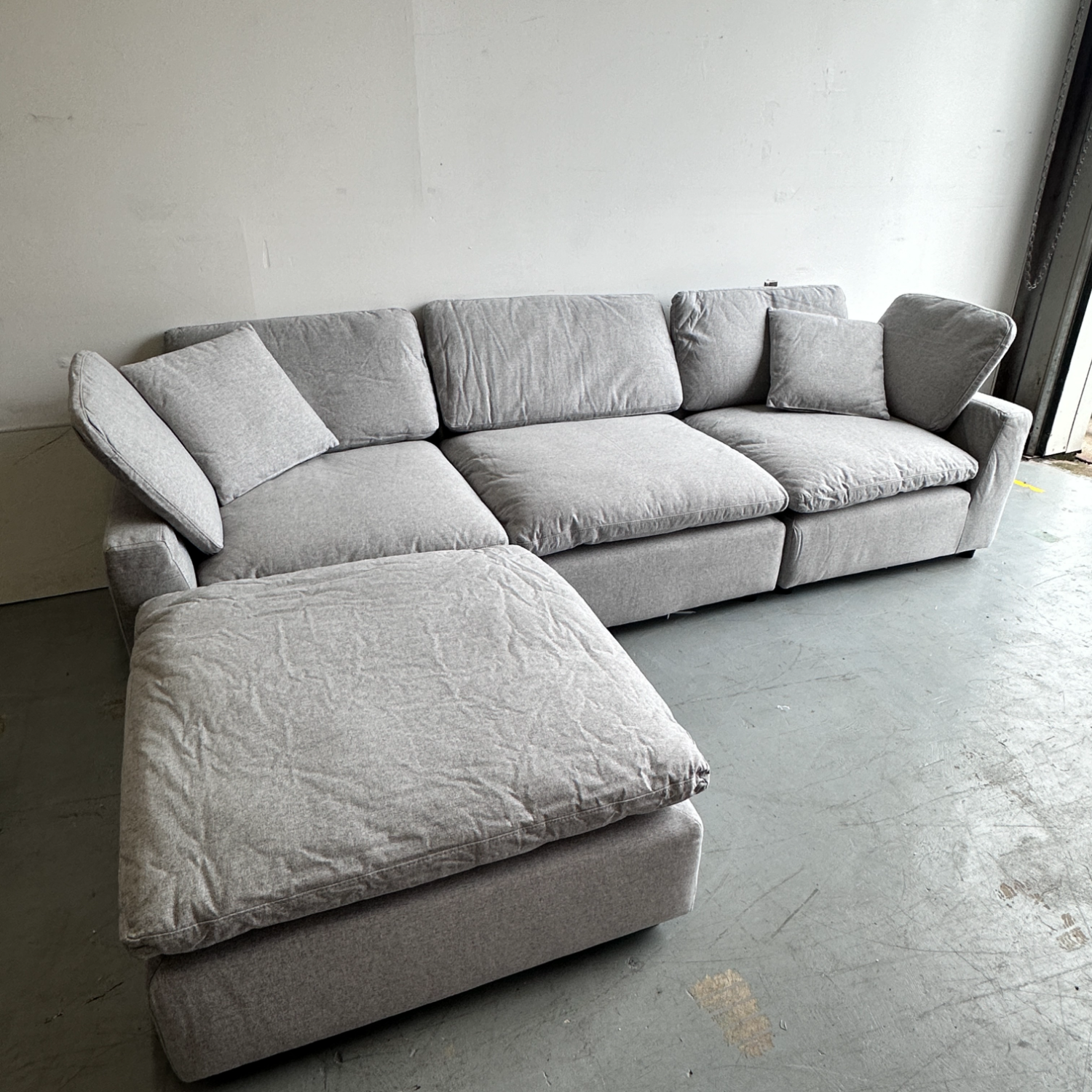 Free Delivery - Light Grey Modular Cloud Couch Sectional (Brand New) image | Ivy Store