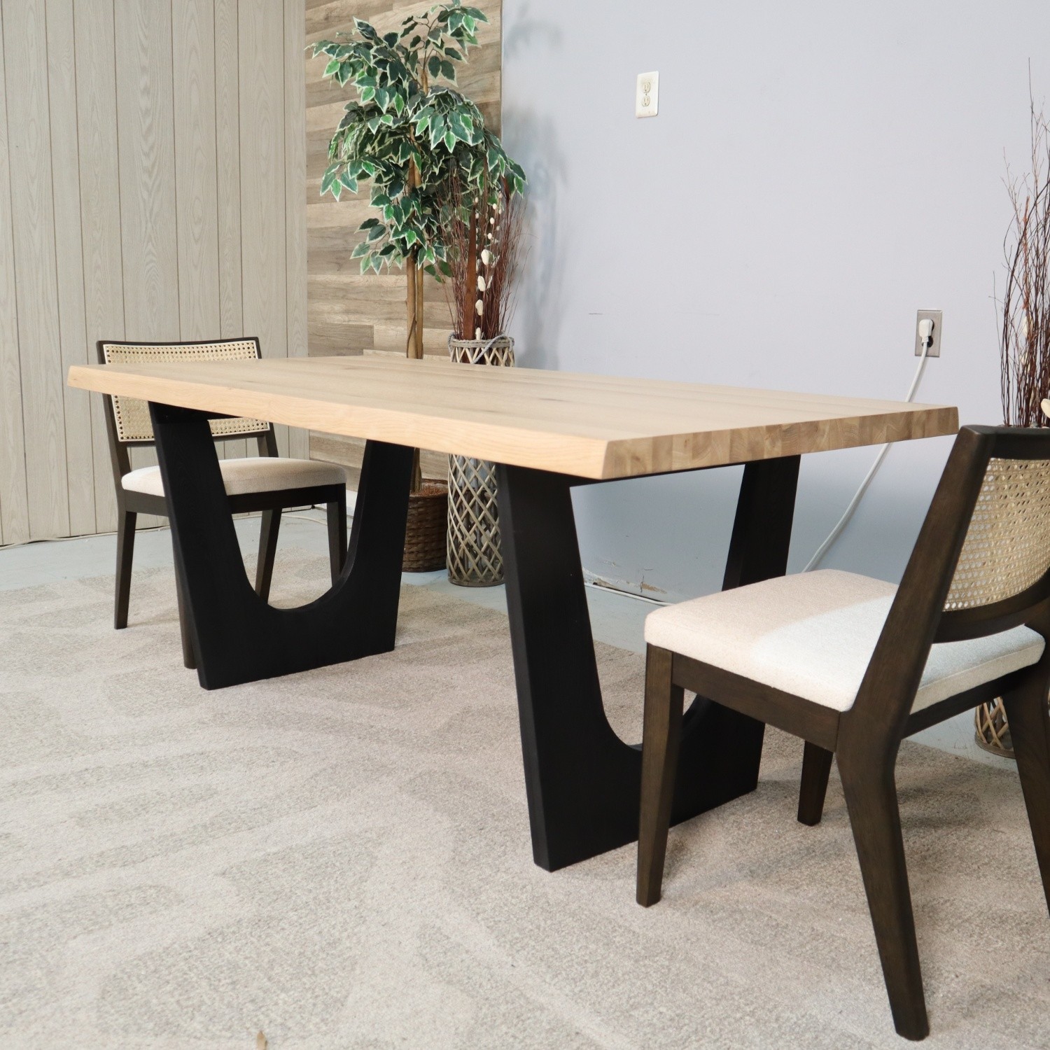 Castlery Sawyer Dining Table - Thumbnail 4