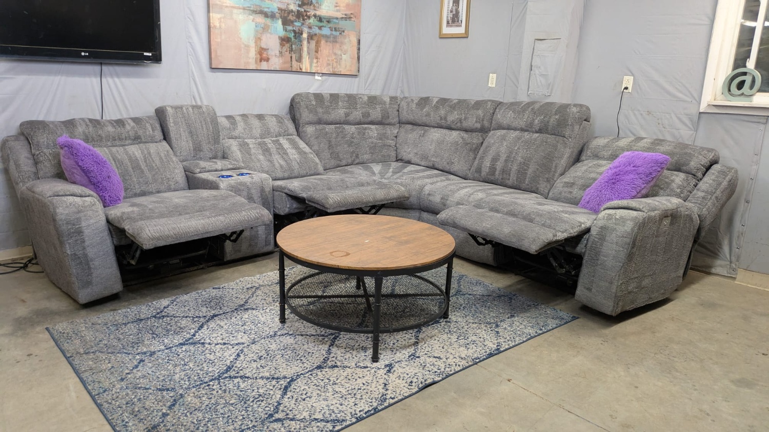 🛋️💥 Gray Electric Recliner Sectional With USB Ports 💥 Free Delivery And Financing Available! Image #2 | Ivy Store