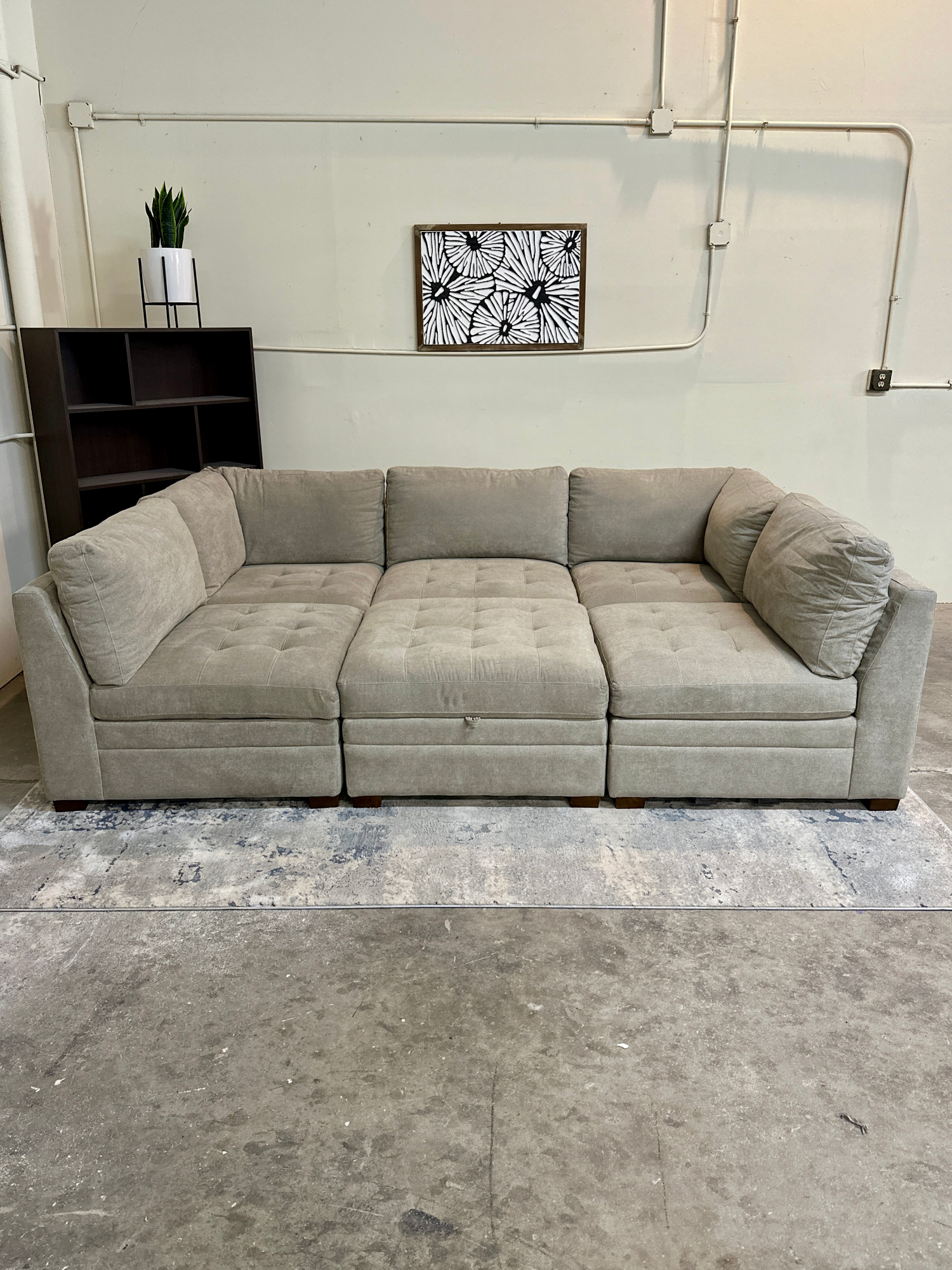 🚚 DELIVERY! Modular Thomasville Tisdale Sectional Sofa image | Ivy Store
