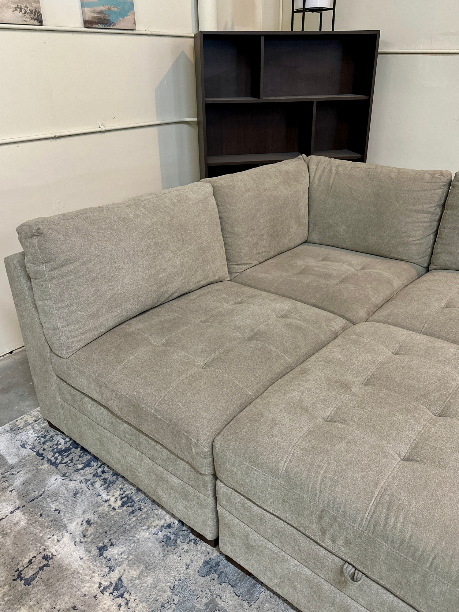 🚚 DELIVERY! Modular Thomasville Tisdale Sectional Sofa image | Ivy Store