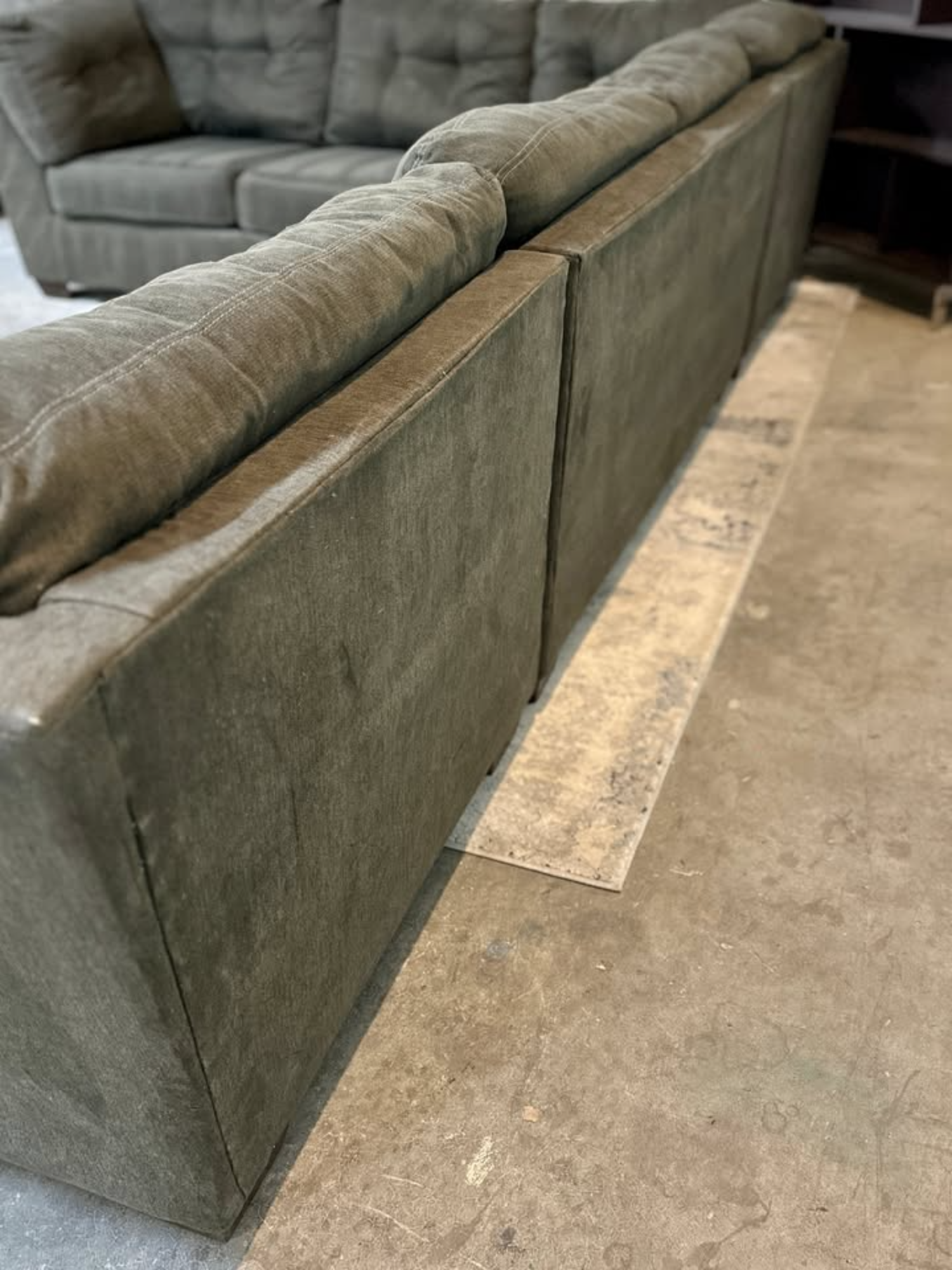 🚚 FREE DELIVERY! Huge U-shape Sectional Sofa image | Ivy Store