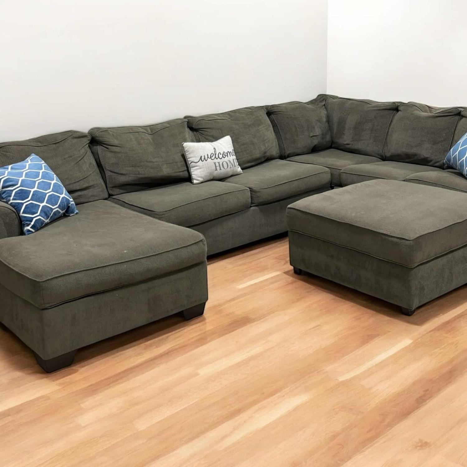 Ashley Loric Sectional (Free Driveway Delivery) Image #1 | Ivy Store