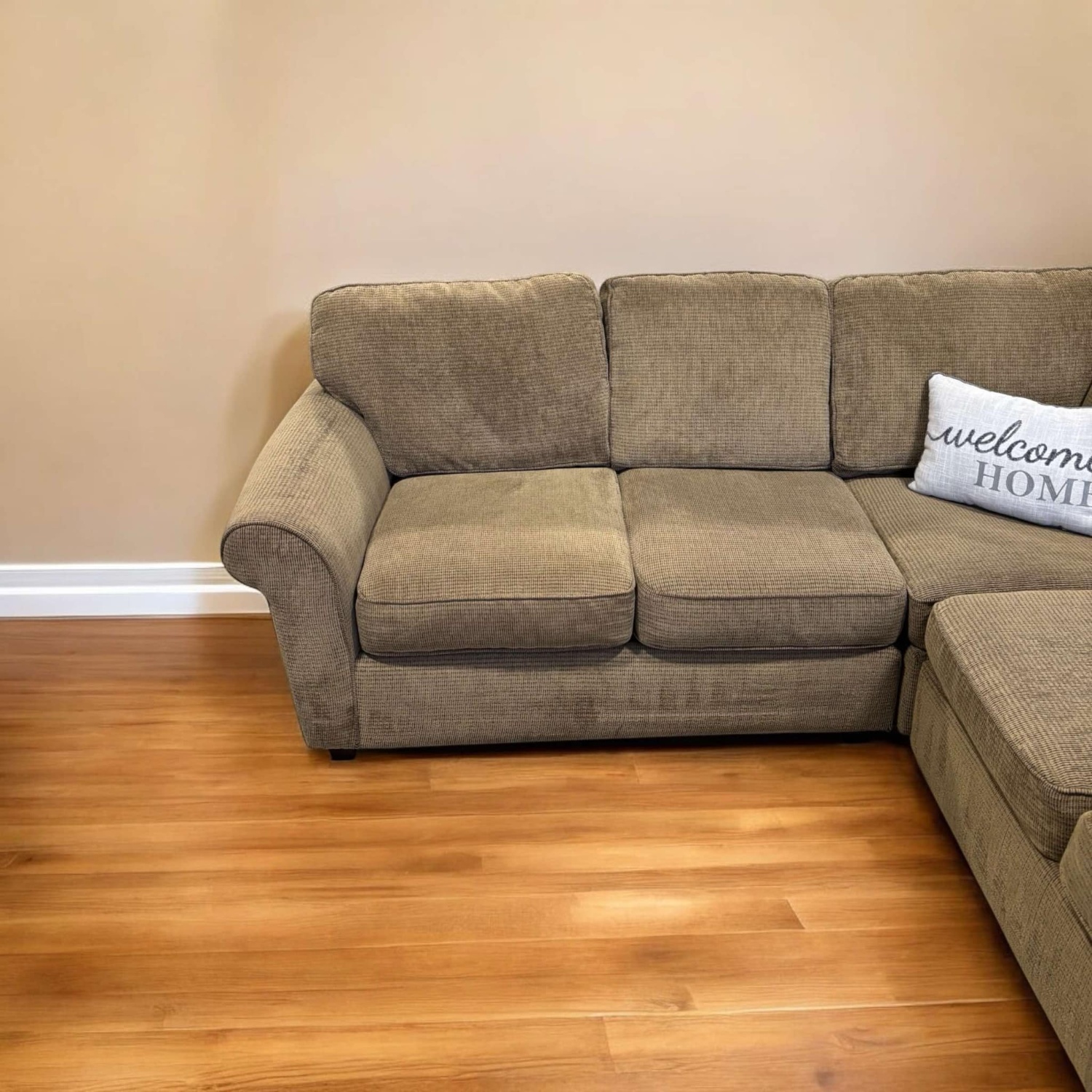 Brown Bauhaus Sectional Couch (DELIVERY AVAILABLE) Image #2 | Ivy Store