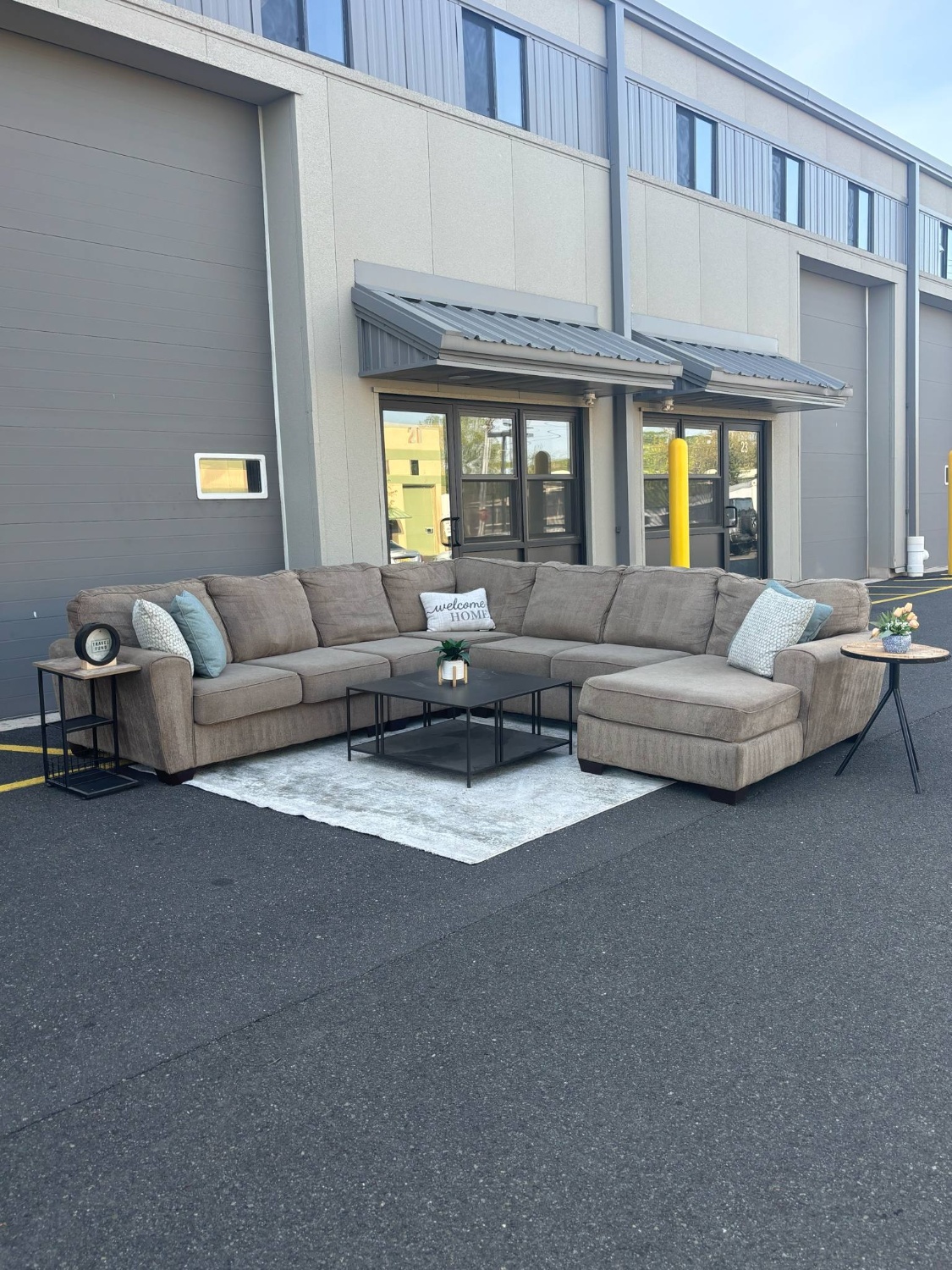 Ashley Furniture Sectional Couch (DELIVERY AVAILABLE) Image #1 | Ivy Store
