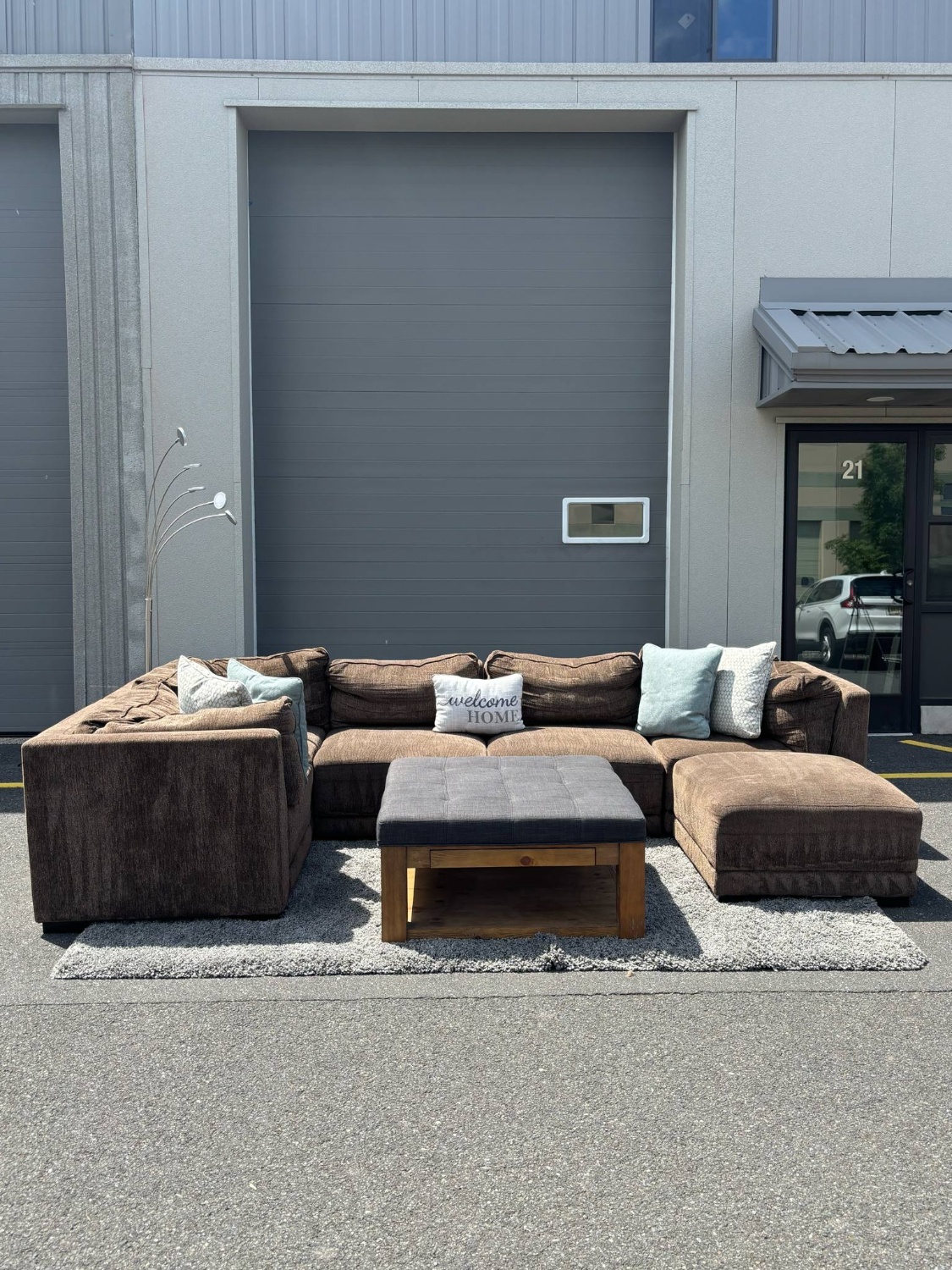 Thomasville Tisdale 6PC Modular Sectional – Brown (DELIVERY AVAILABLE) Image #1 | Ivy Store