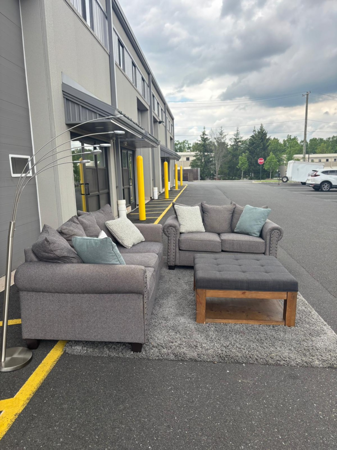 Bob’s Furniture Sofa + Loveseat Set – Gray (DELIVERY AVAILABLE) image | Ivy Store