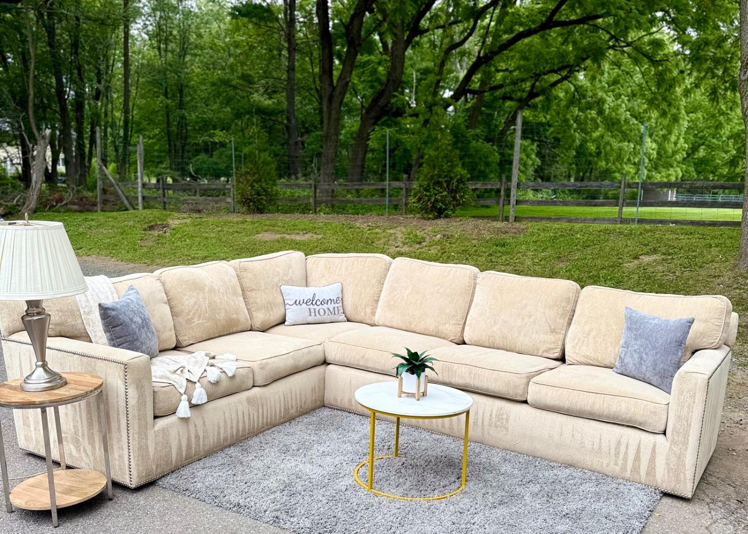 Marge Carson Sectional Couch (DELIVERY AVAILABLE ) image | Ivy Store