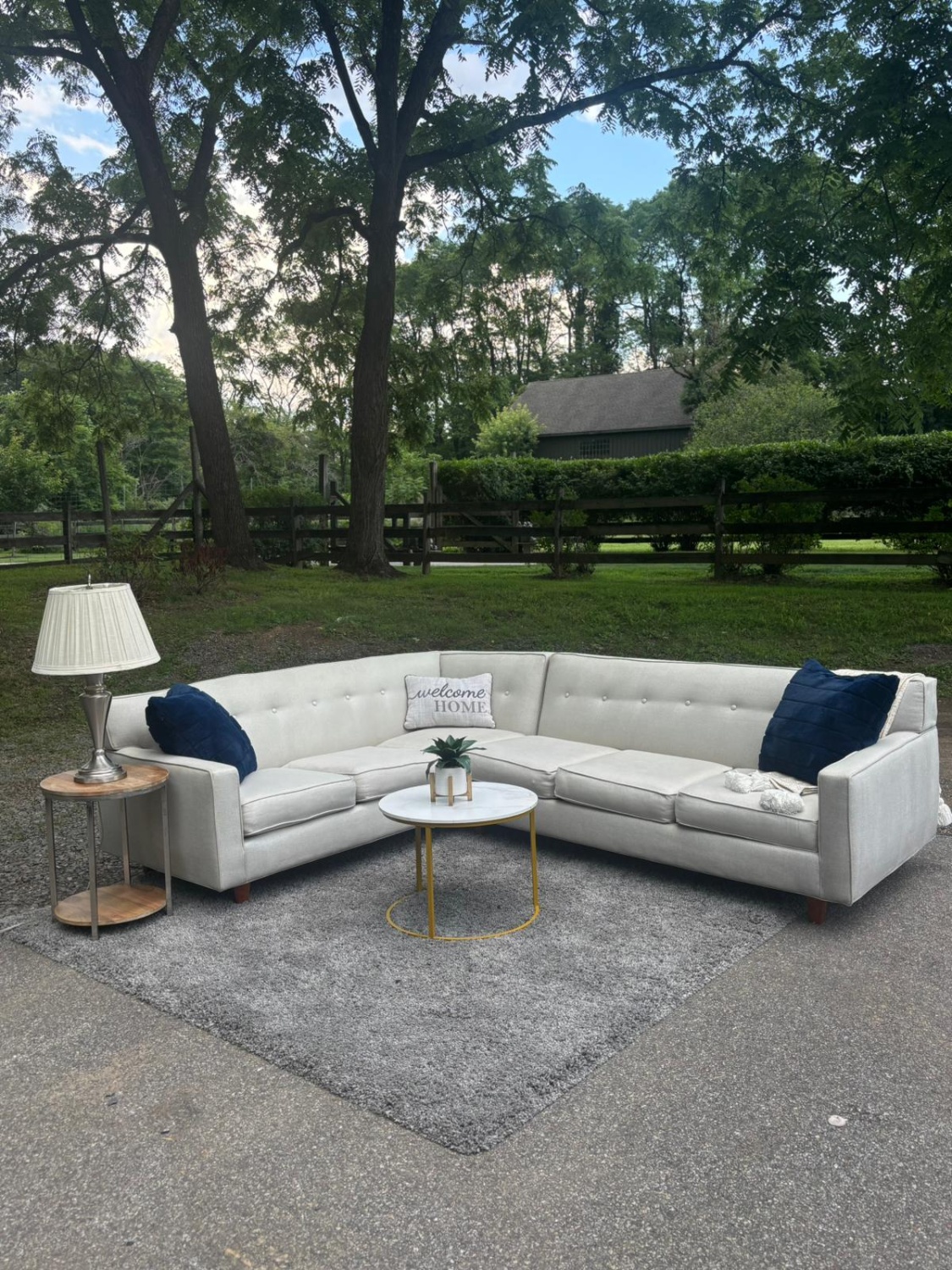Rowe Furniture Sectional Couch (DELIVERY AVAILABLE) image | Ivy Store