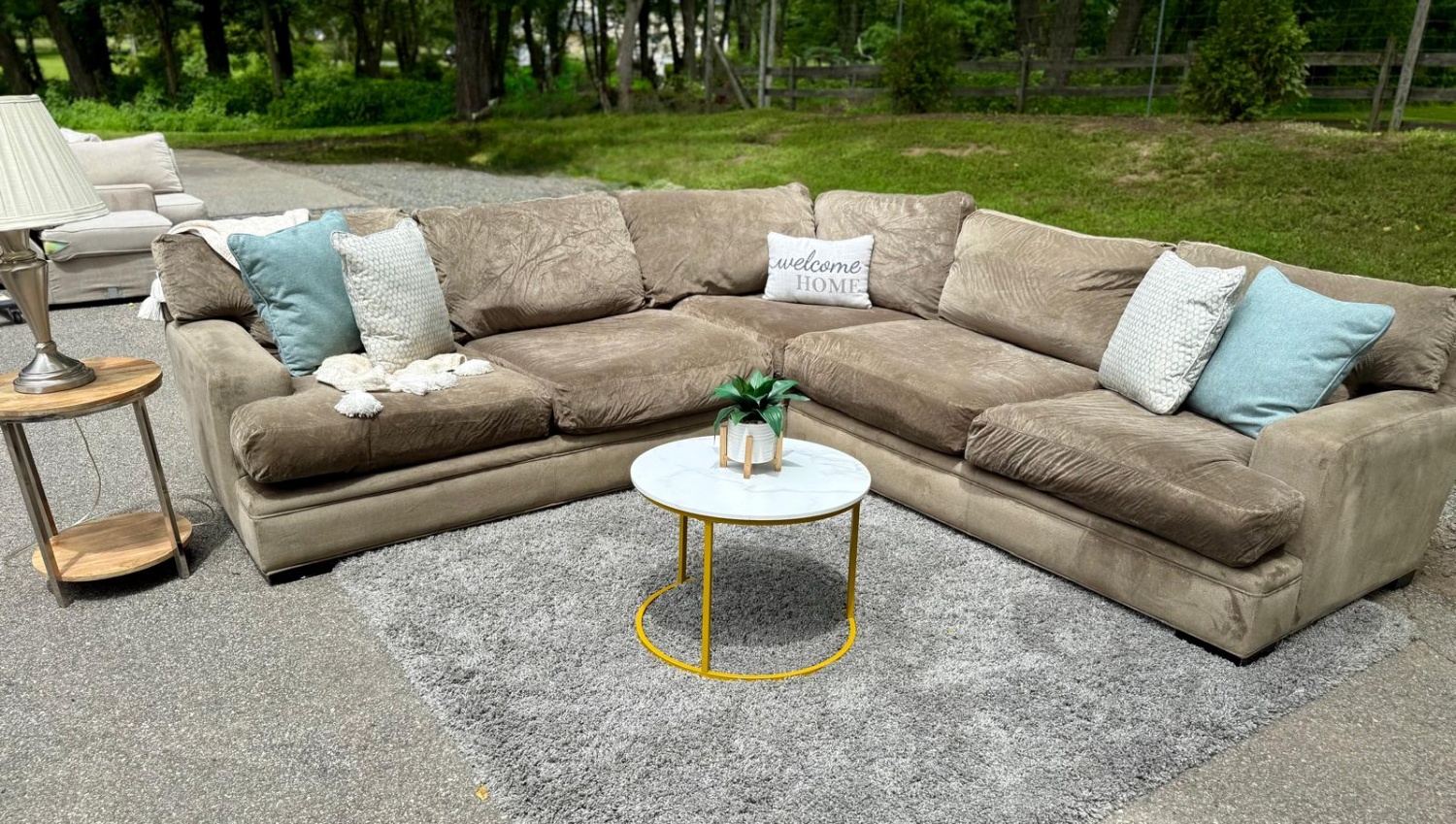 Cindy Crawford Sectional Couch (DELIVERY AVAILABLE) Image #1 | Ivy Store