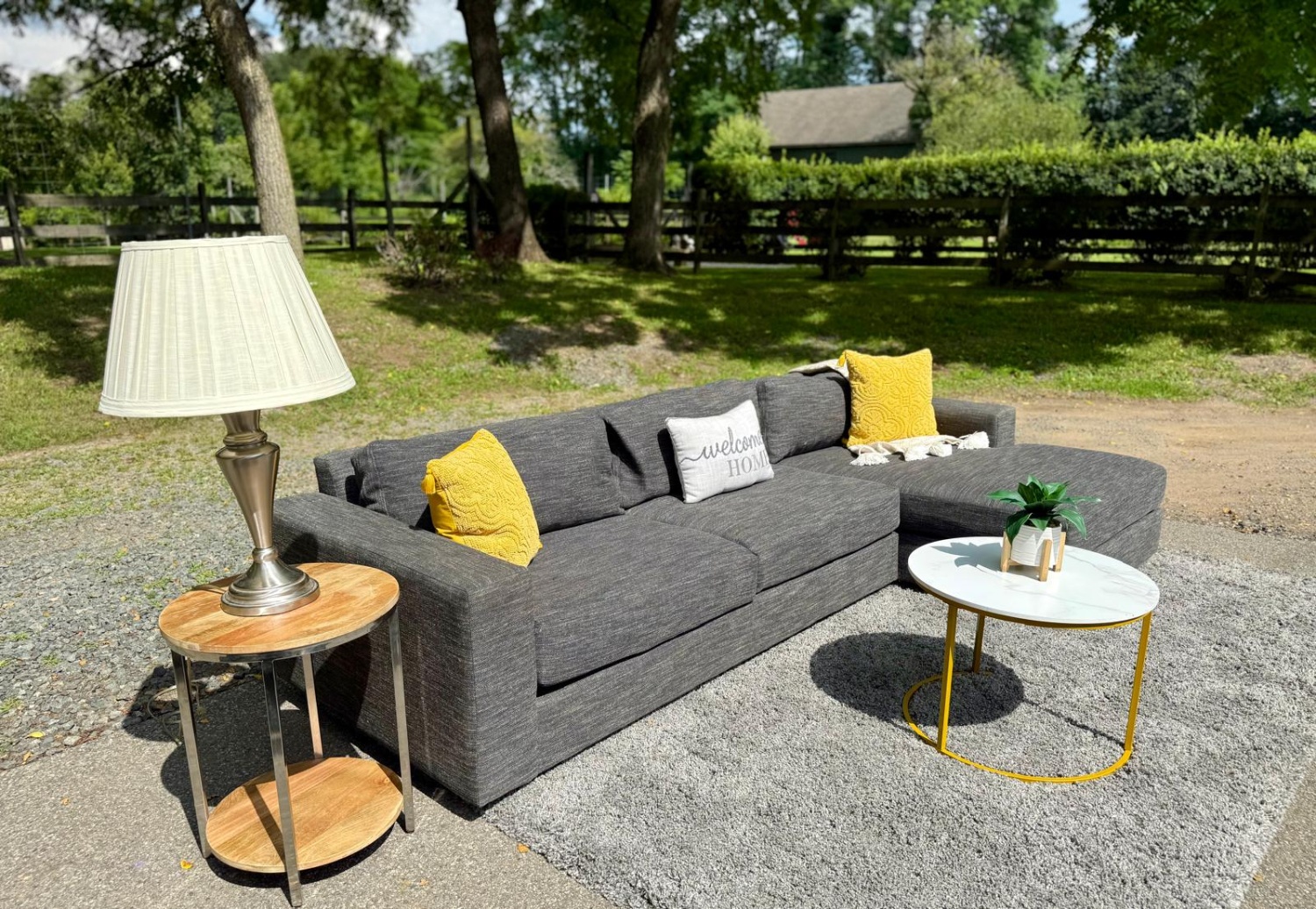 West Elm Urban Sectional Couch (DELIVERY AVAILABLE) Image #2 | Ivy Store