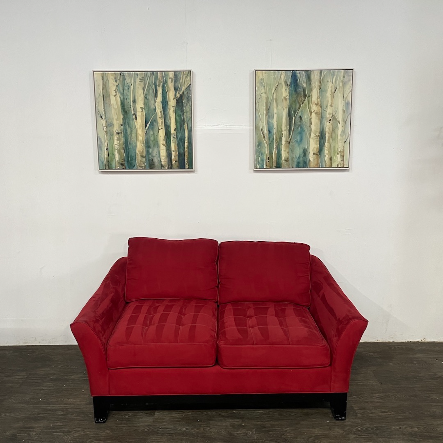 Cindy Crawford Red Tufted Loveseat | Free Delivery   image | Ivy Store