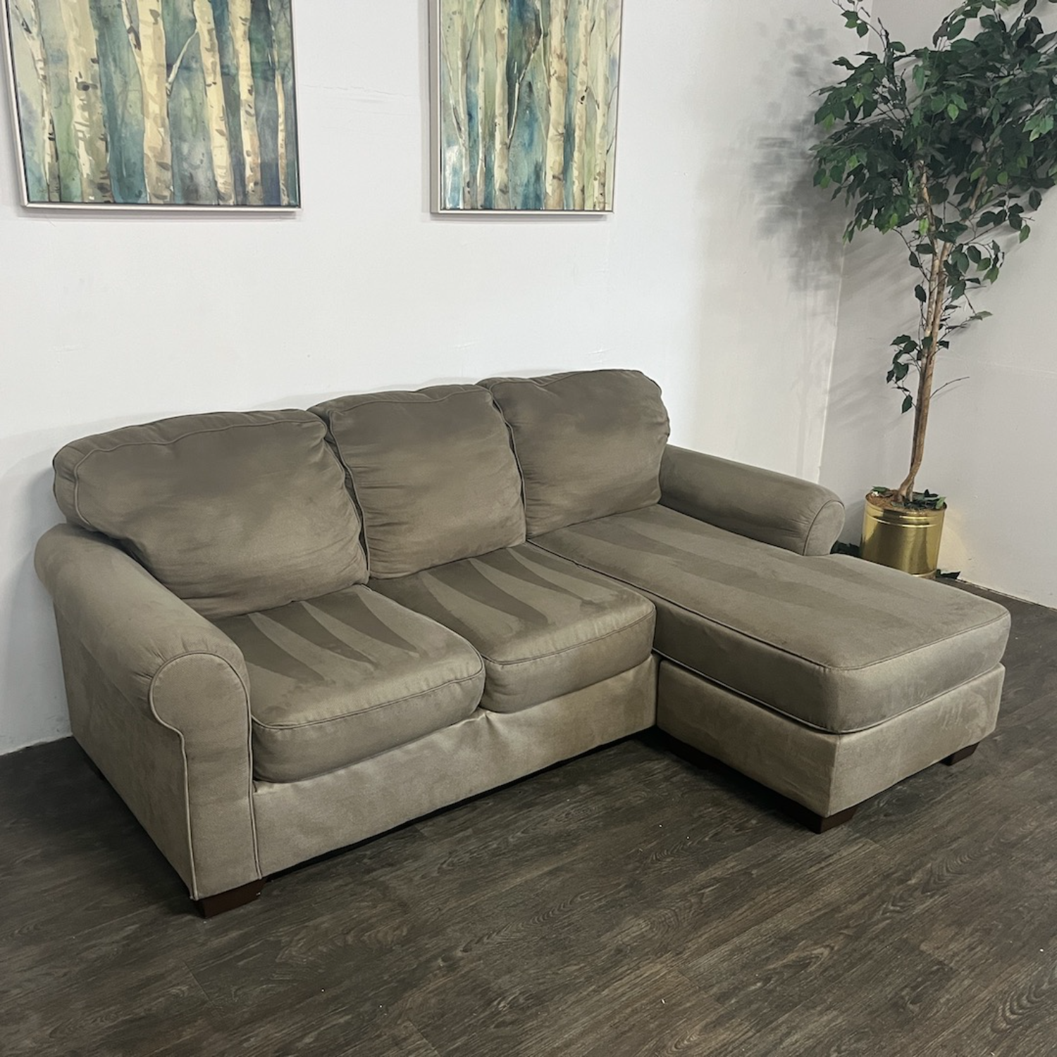 Ashley Furniture Reversible Chaise Sectional Sofa | Free Delivery! image | Ivy Store