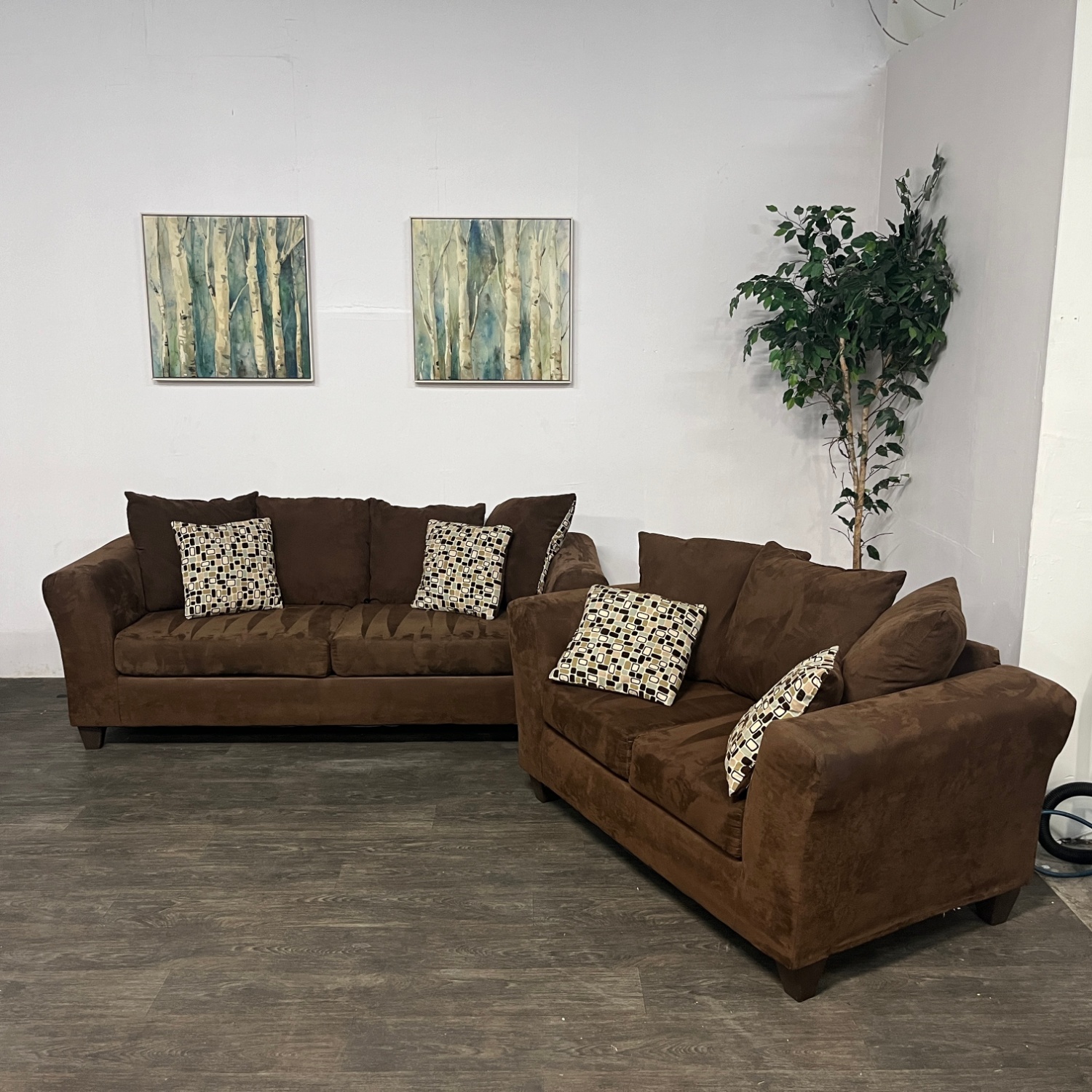 Velvet Sofa Set | Free Delivery Image #2 | Ivy Store