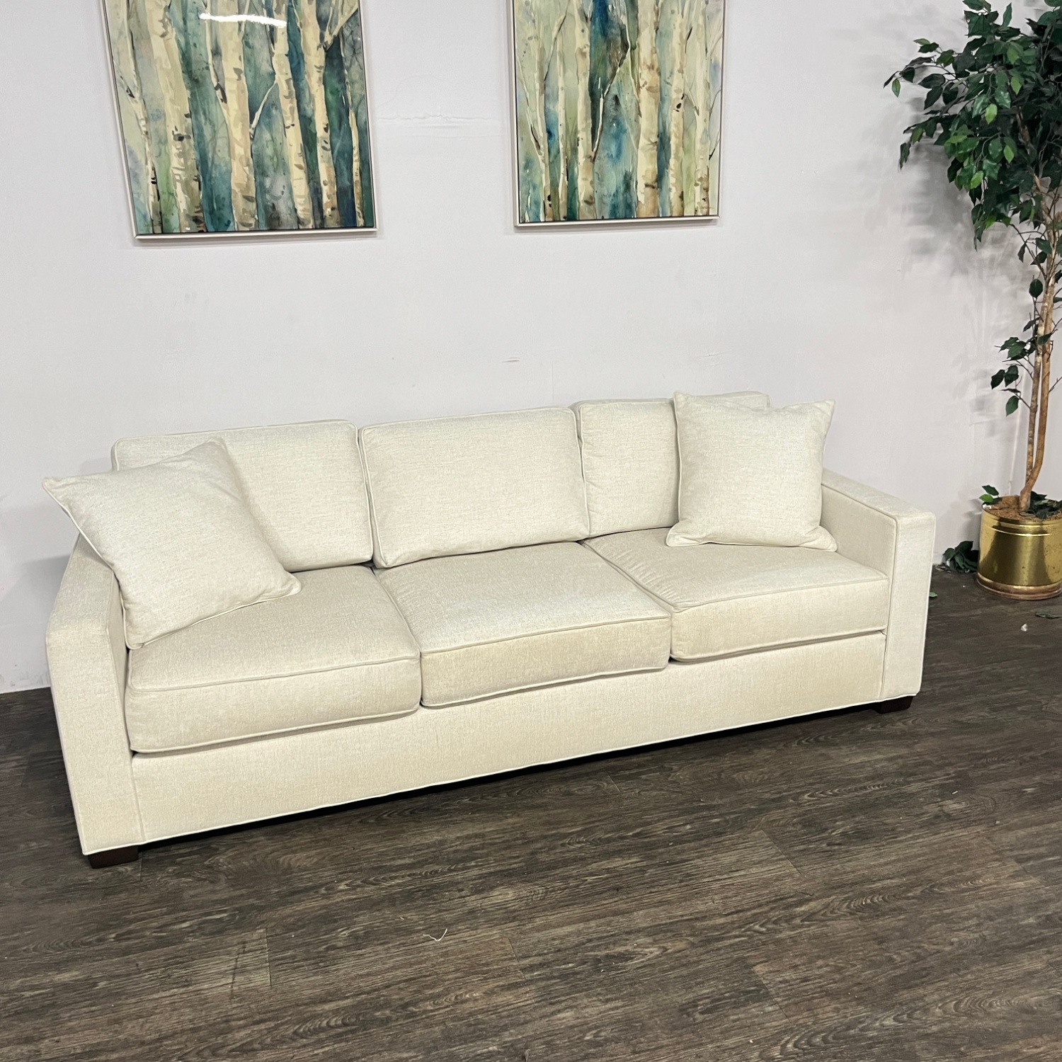 Ethan Allen Couch Bennett 3 Seat Sofa | Free Delivery! Image #2 | Ivy Store