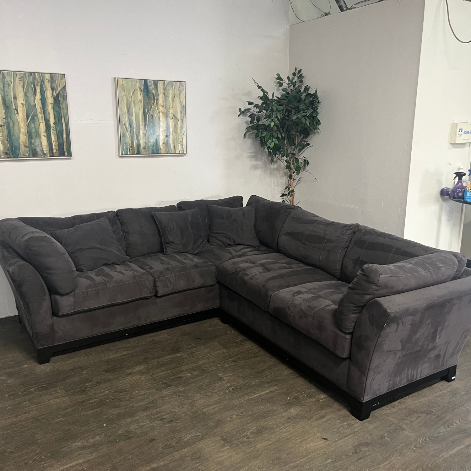 Cindy Crawford Corner Sectional Couch | Free Delivery! Image #1 | Ivy Store