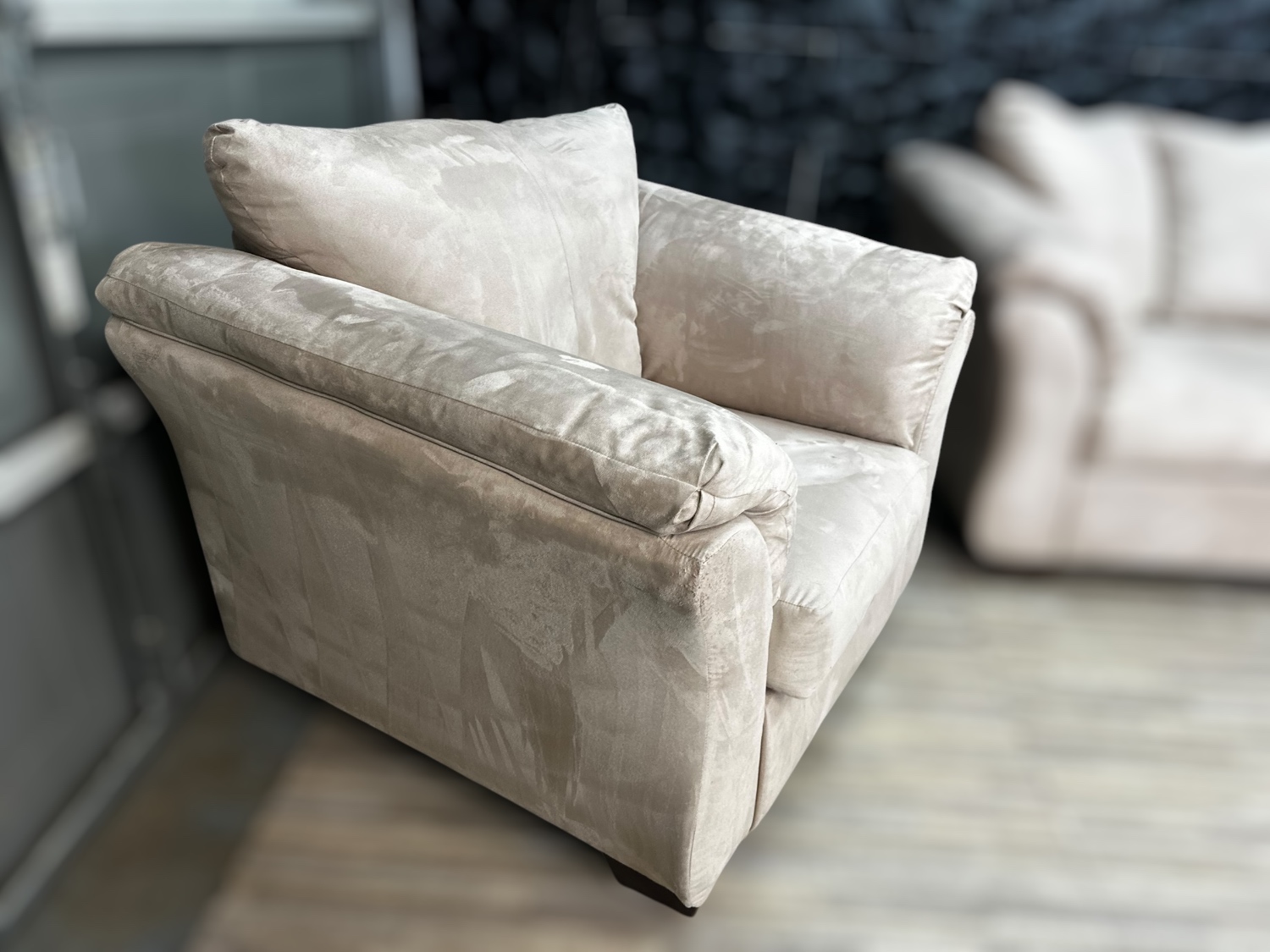Free Delivery- Ashley 3pc set cream sofa couch and chairs image | Ivy Store