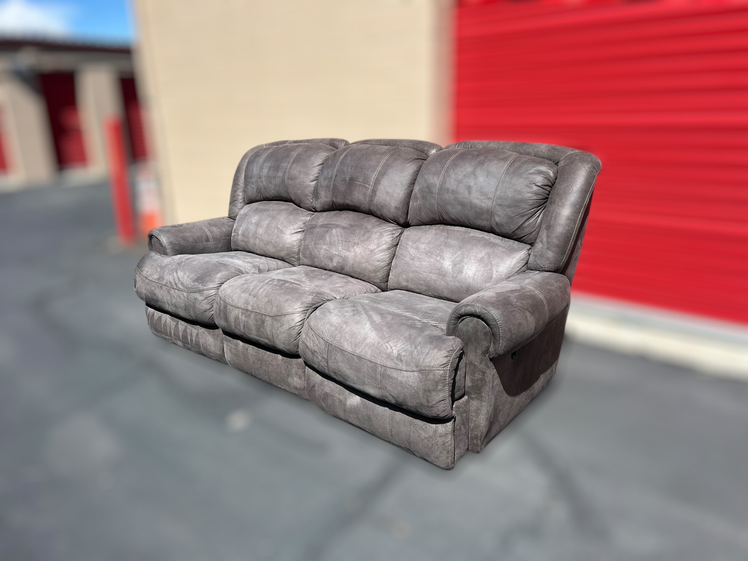 Delivery Available Flexsteel gray sofa recliner Image #2 | Ivy Store