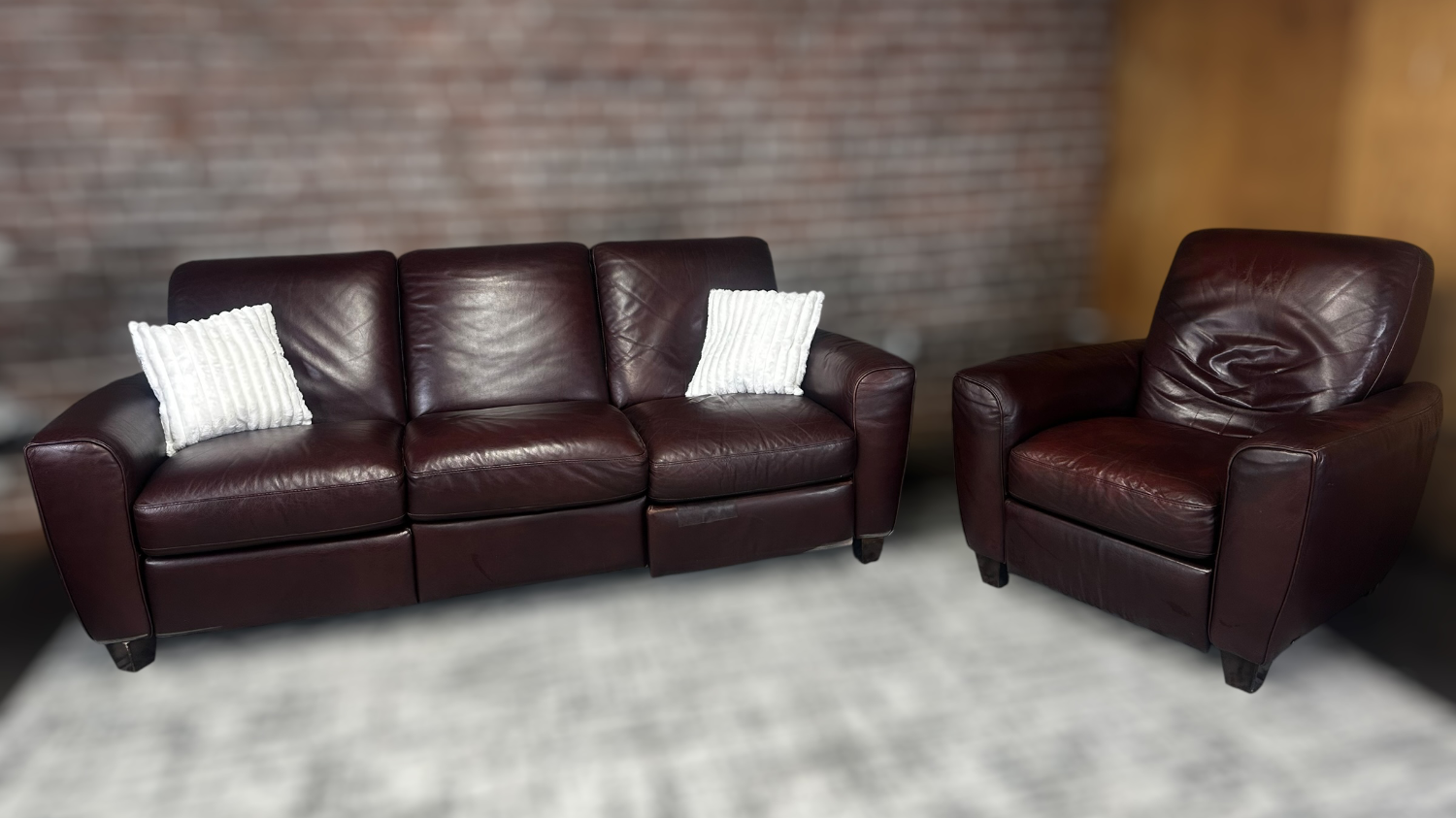 Free Delivery brown leather recliner sofa/couch + chair Image #1 | Ivy Store