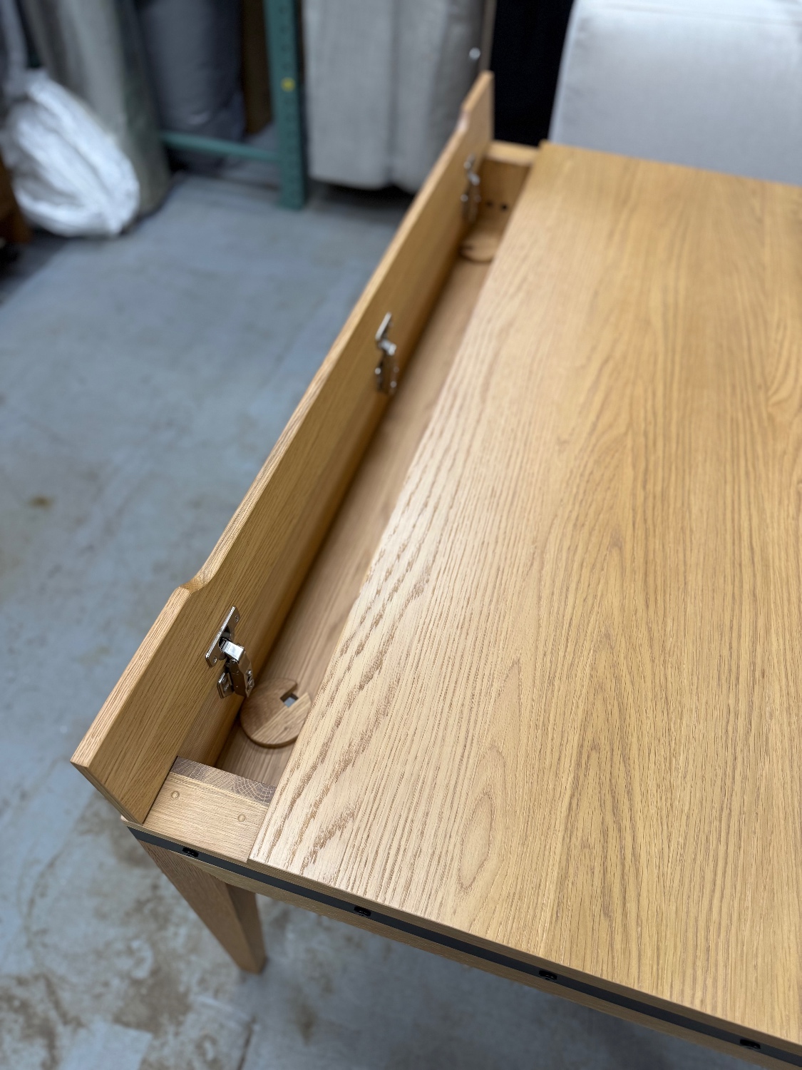 ARTICLE - Madera Desk (Oak) | 🚛 WHITE GLOVE DELIVERY image | Ivy Store