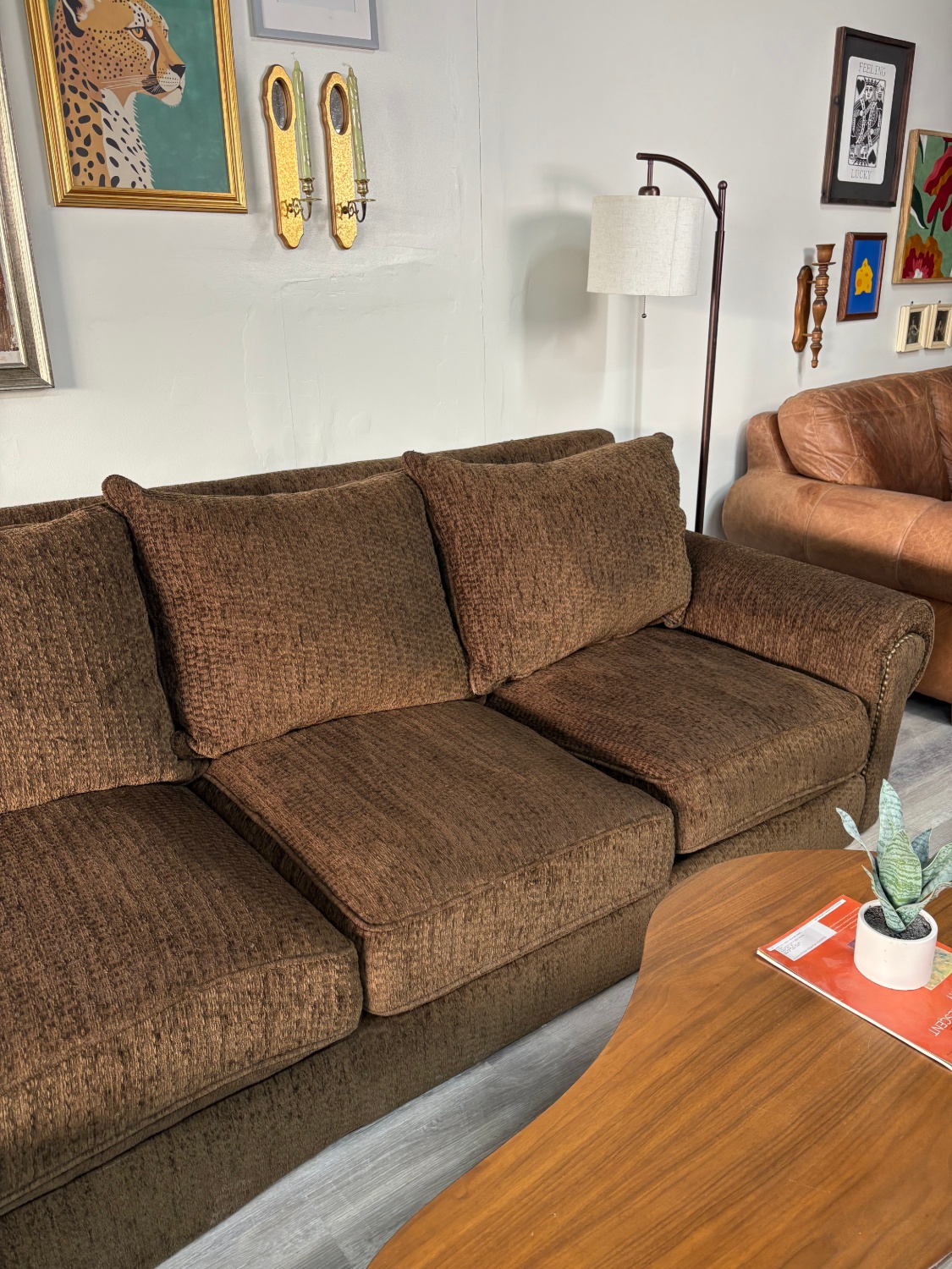 Rocky Mountain Brown Sectional - Free Delivery Throughout Omaha image | Ivy Store