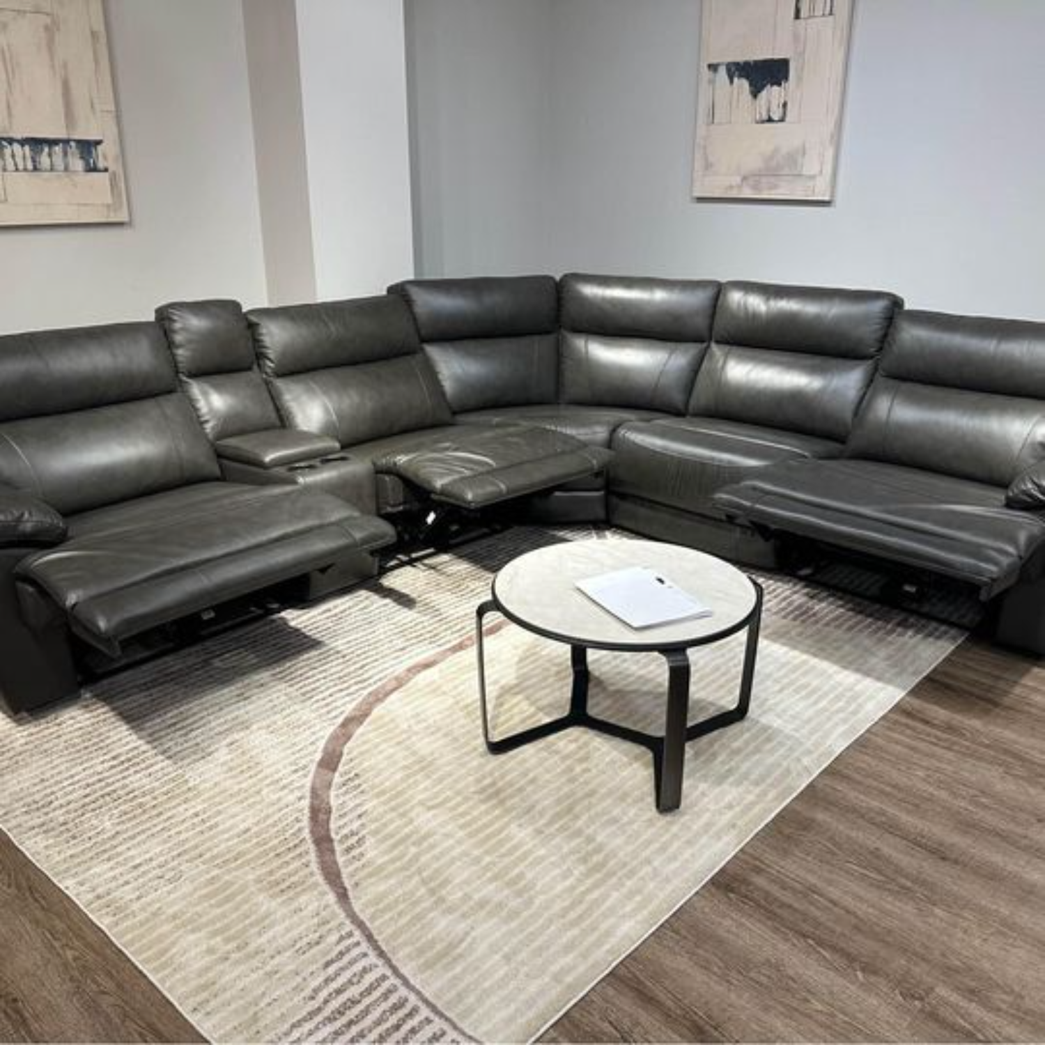 NEW Power Reclining Leather Sectional - Delivery and Financing Available! Image #2 | Ivy Store