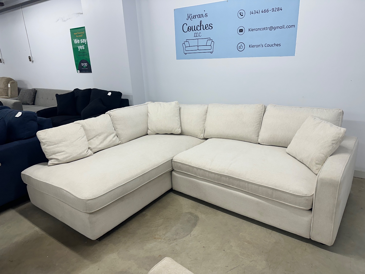 Interior Define Sectional - Delivery and Financing Available! Image #1 | Ivy Store