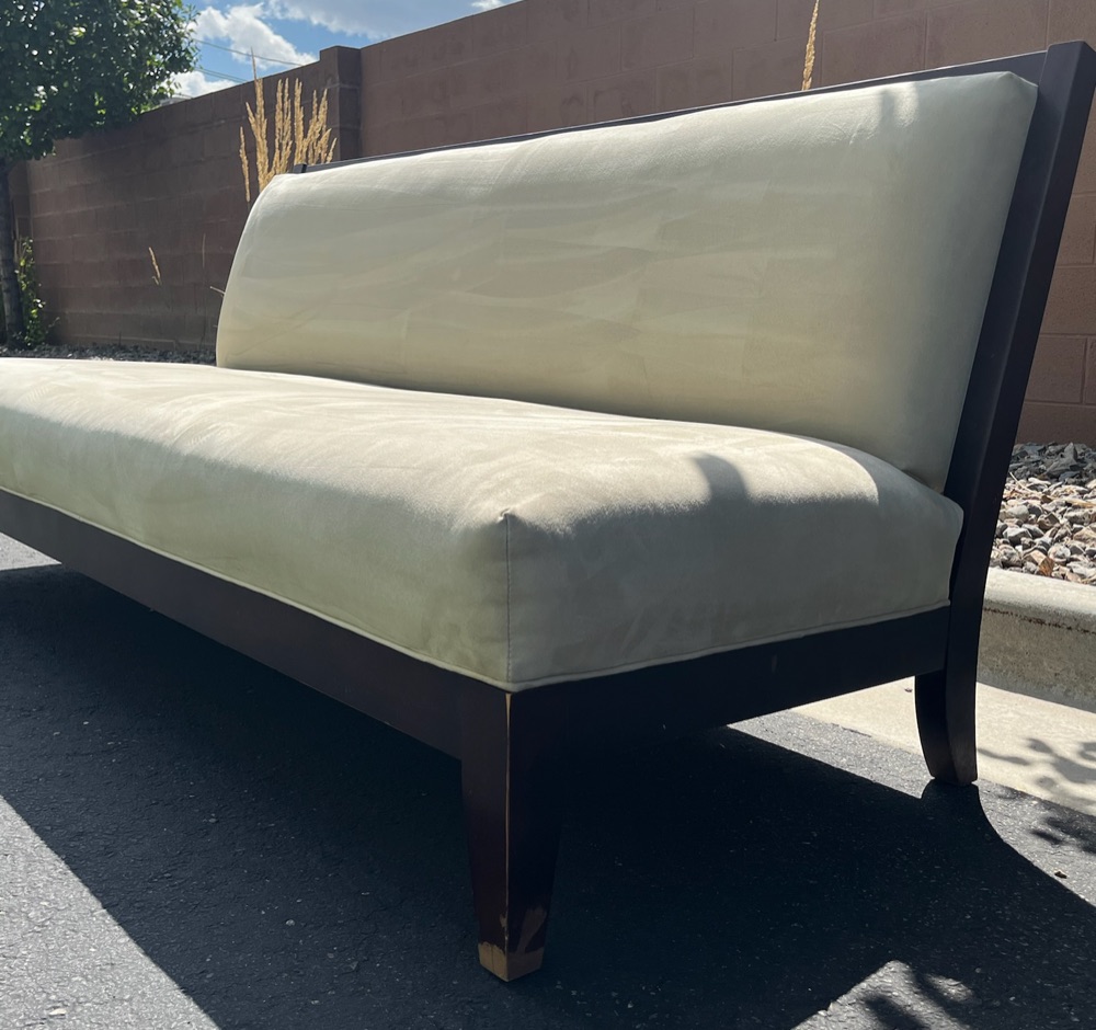 🚛 Vintage Room & Board Sofa Couch Bench Seat Image #1 | Ivy Store