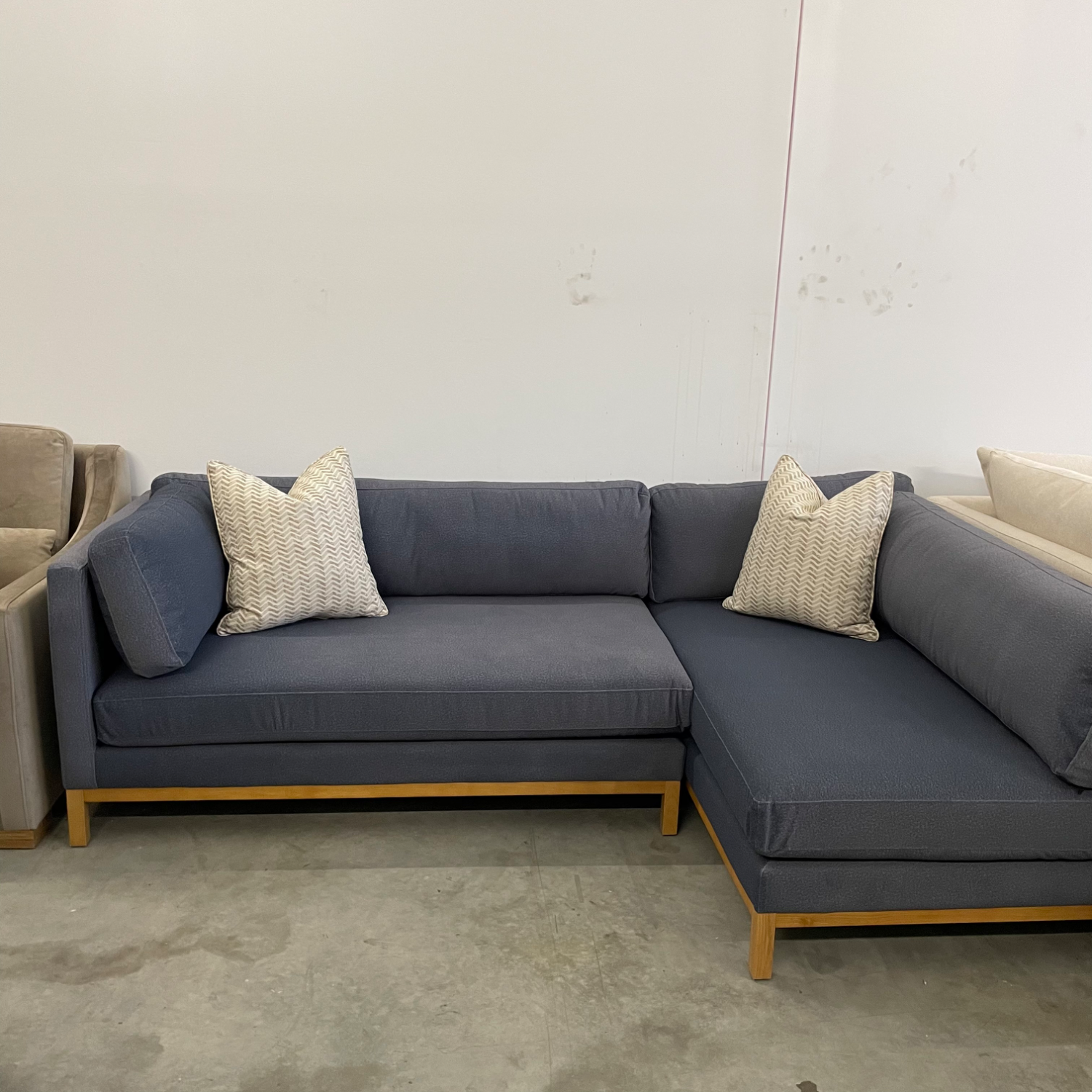 LIKE NEW Interior Define Jasper Sofa w/ Chaise image | Ivy Store