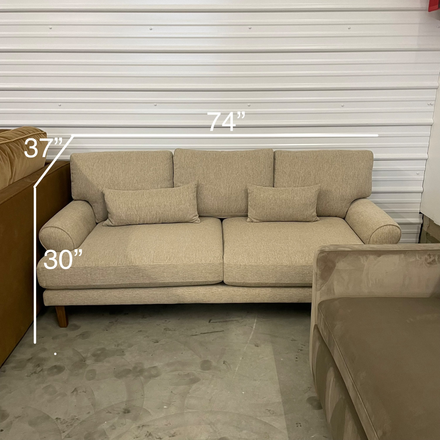 LIKE NEW Interior Define Maxwell  Image #2 | Ivy Store