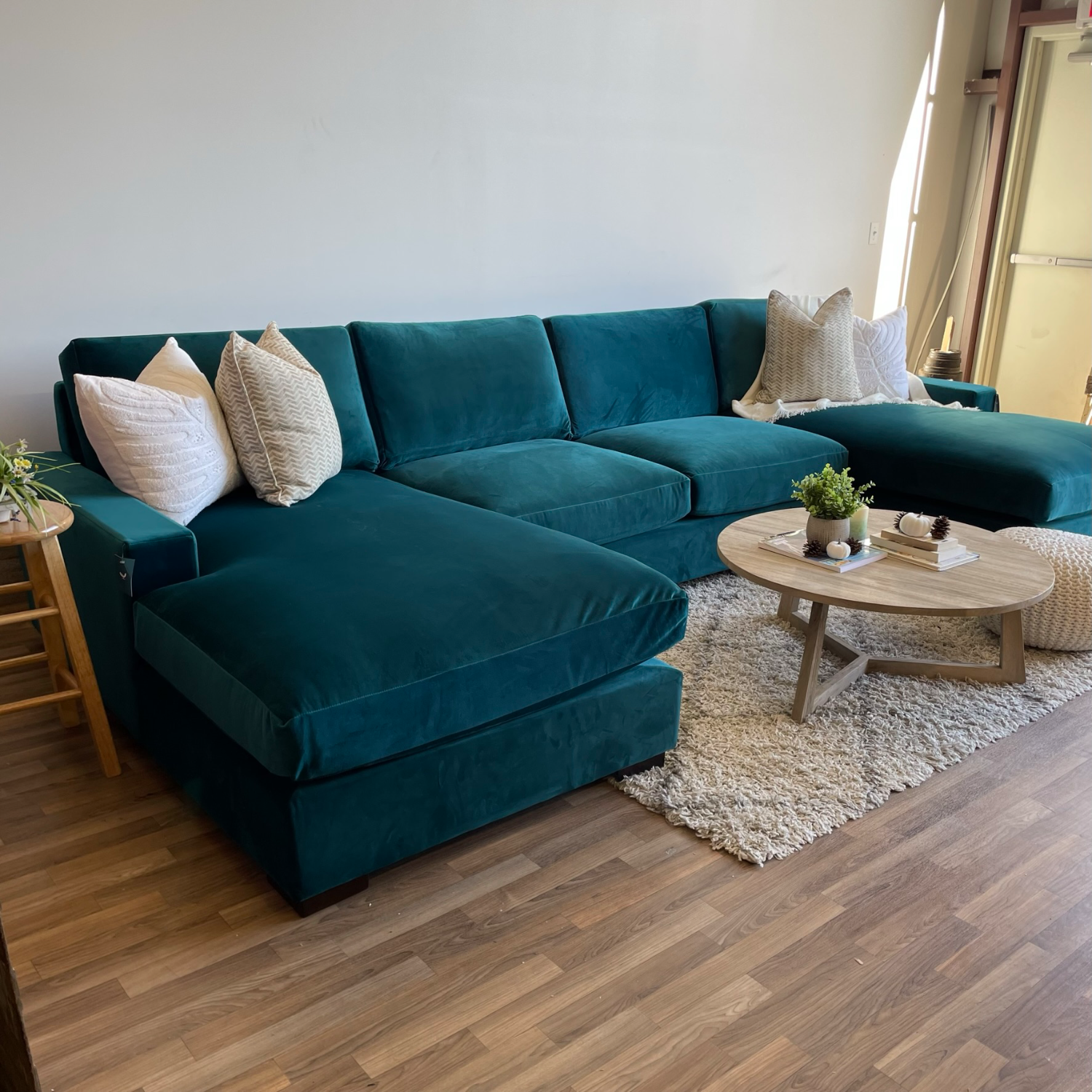 Joybird Anton Velvet Green 3 piece U Sectional Image #1 | Ivy Store