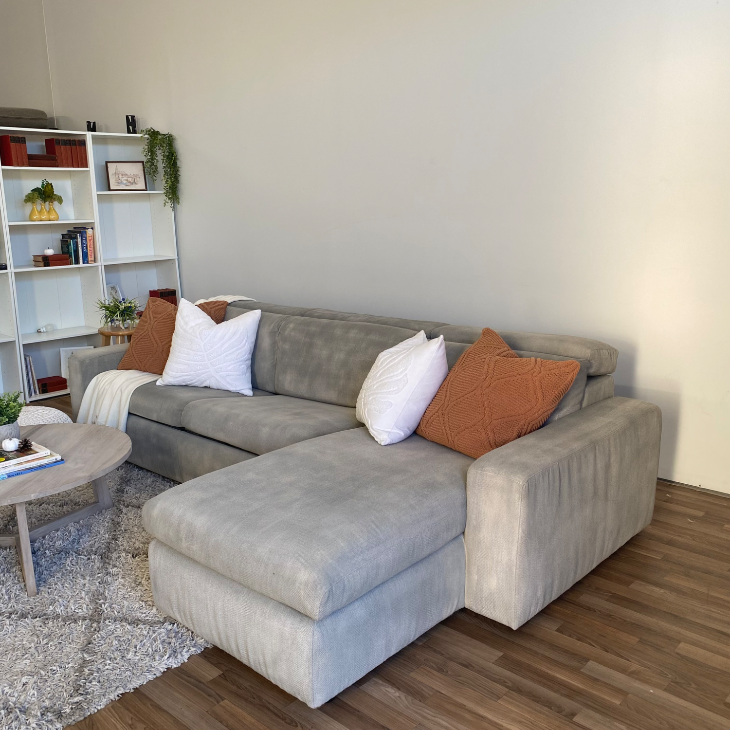 West Elm Enzo Gray 2 piece sleeper sectional w/storage chaise image | Ivy Store