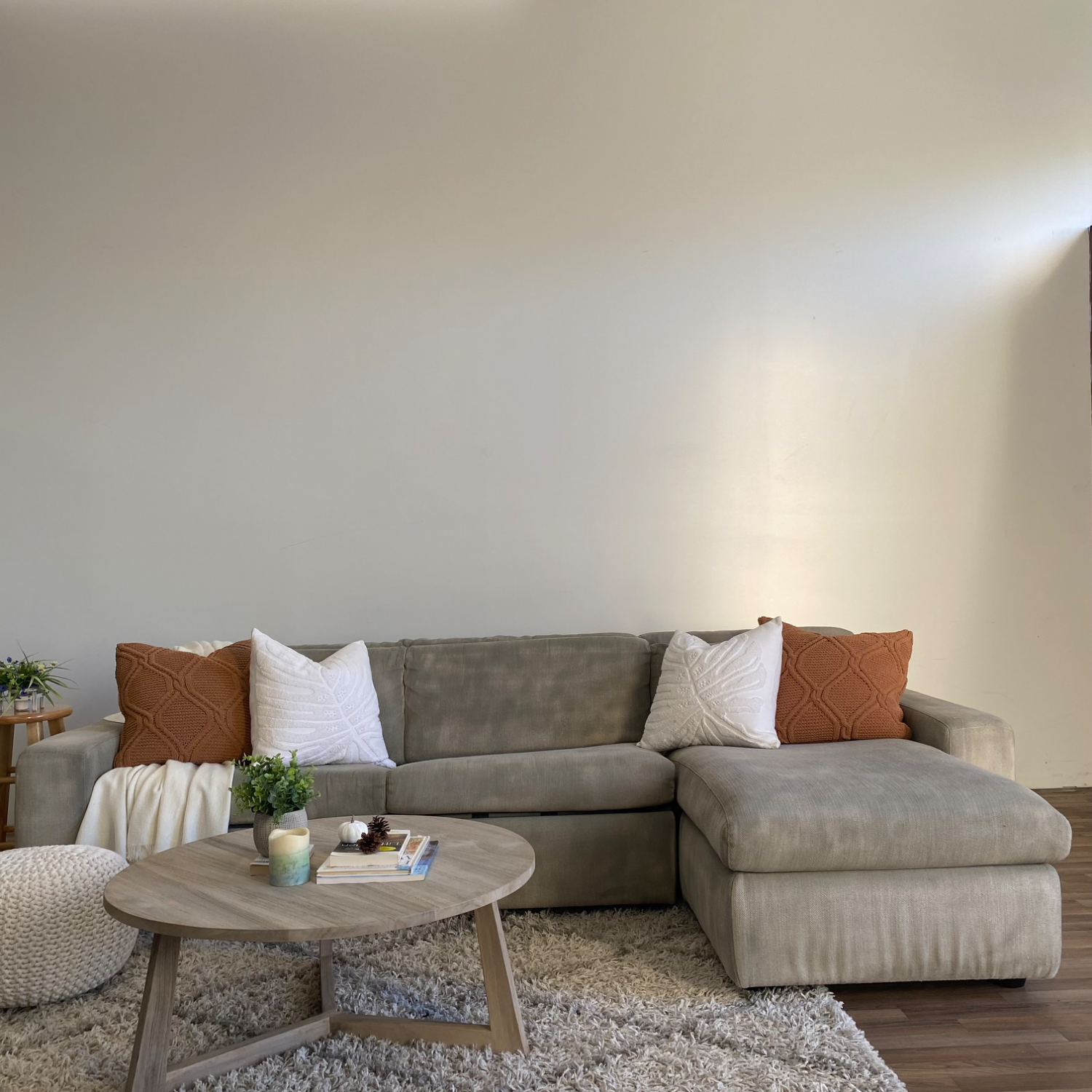 West Elm Enzo Gray 2 piece sleeper sectional w/storage chaise image | Ivy Store