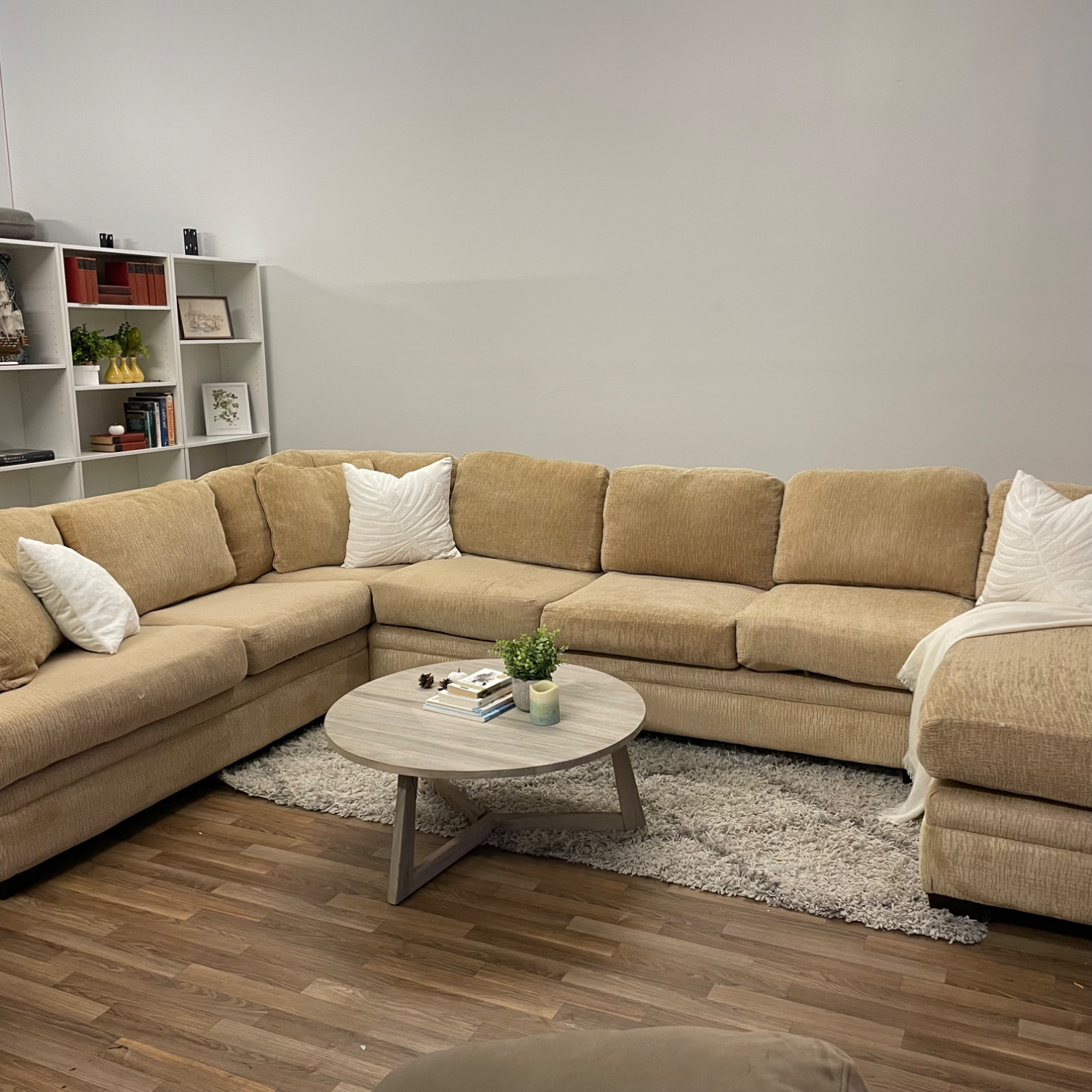 Sectional Couch Beige - Delivery Available Image #1 | Ivy Store