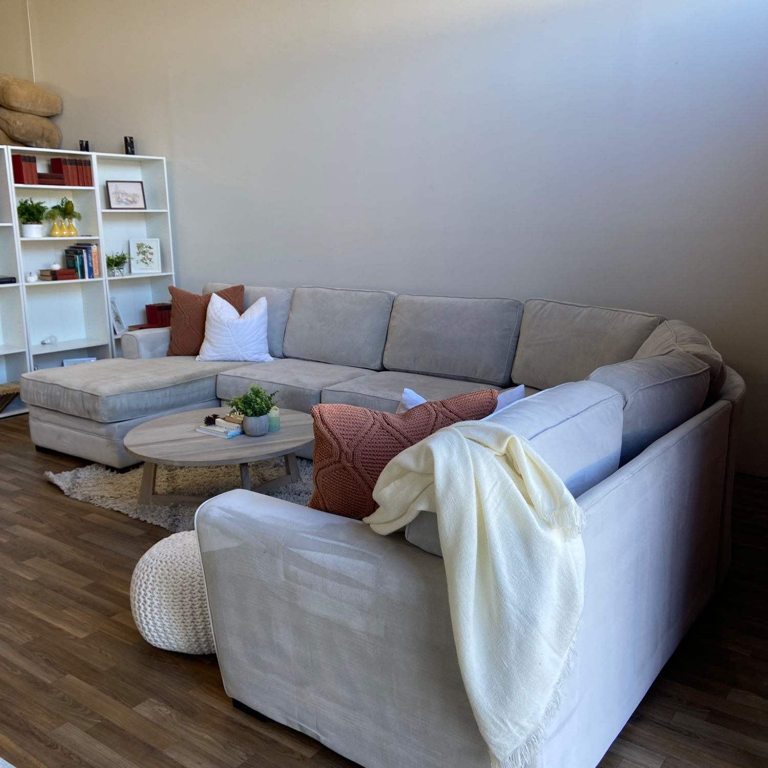 sectional couch - delivery available  Image #2 | Ivy Store