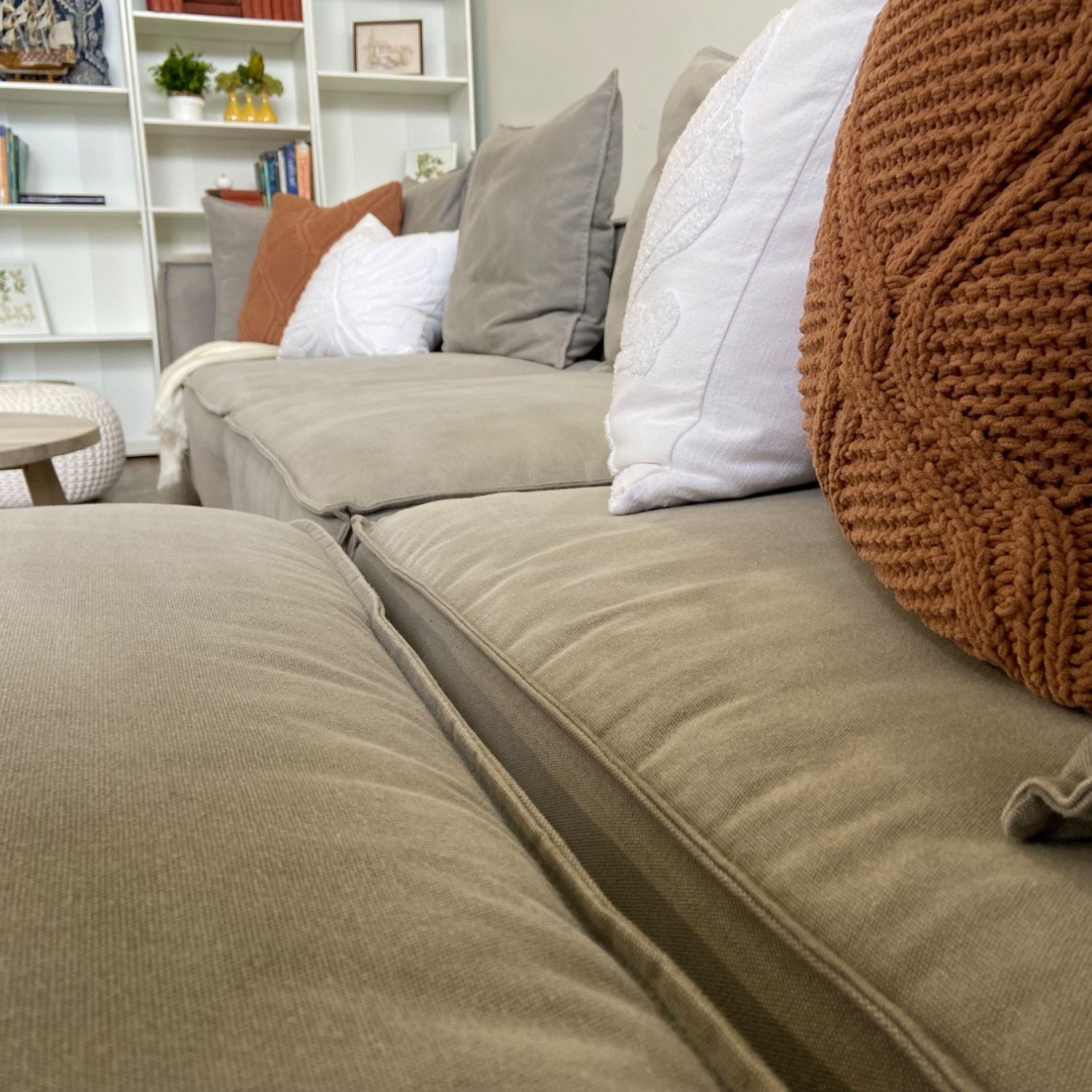 Arhause Coburn 5 pc Sectional in Gray image | Ivy Store