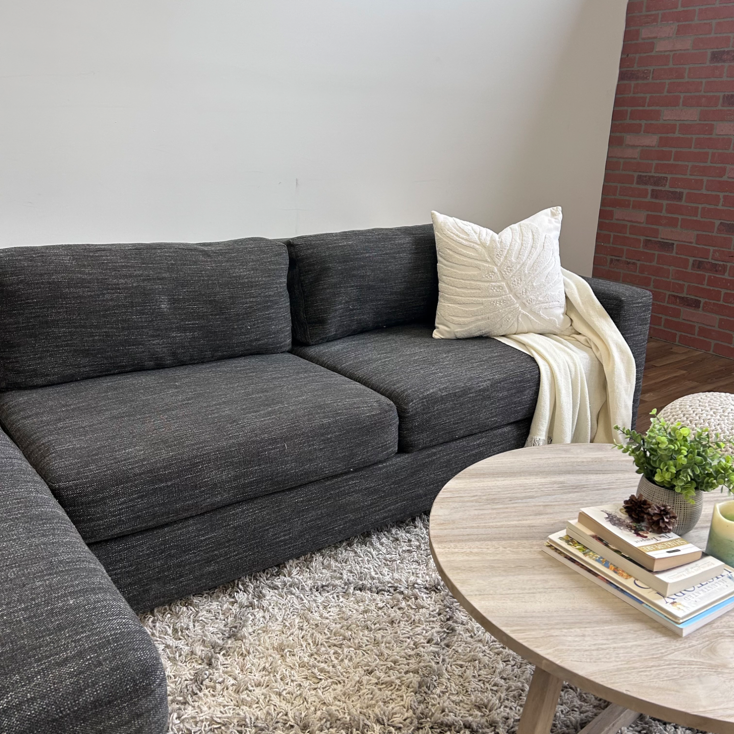 West Elm Urban Sectional in Gray image | Ivy Store