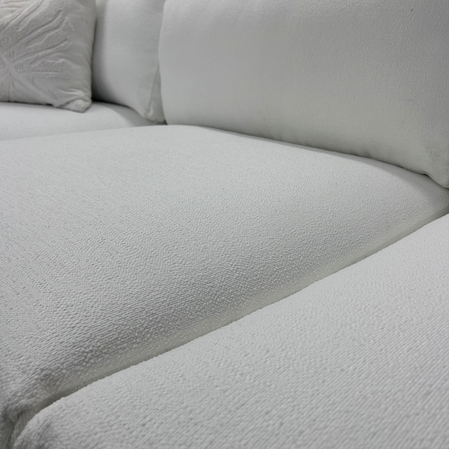 Sectional couch Joybird Holt - delivery available  Image #2 | Ivy Store
