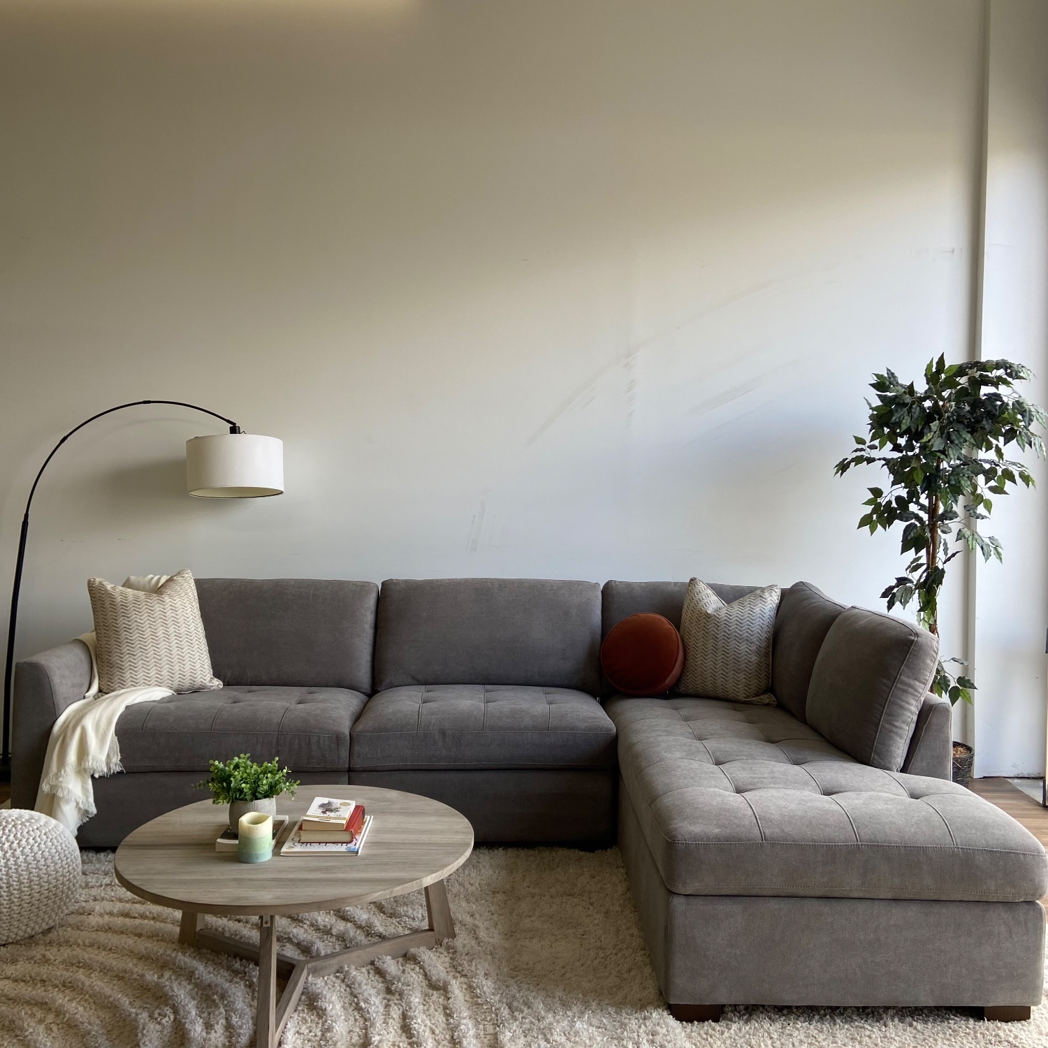 Thomasville Miles Recliner Sectional Image #1 | Ivy Store